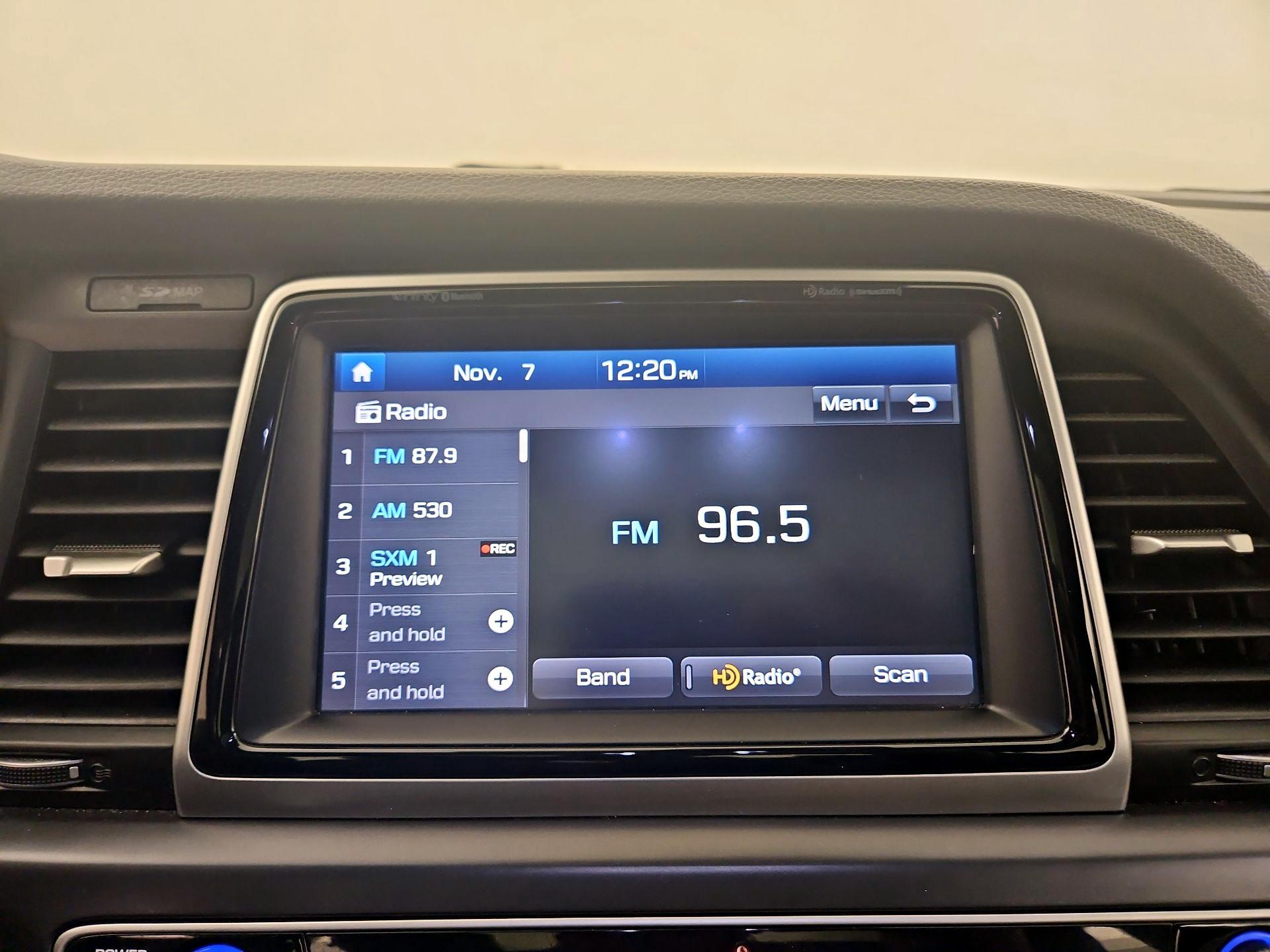 Thumbnail: 2019 Hyundai Sonata - 16