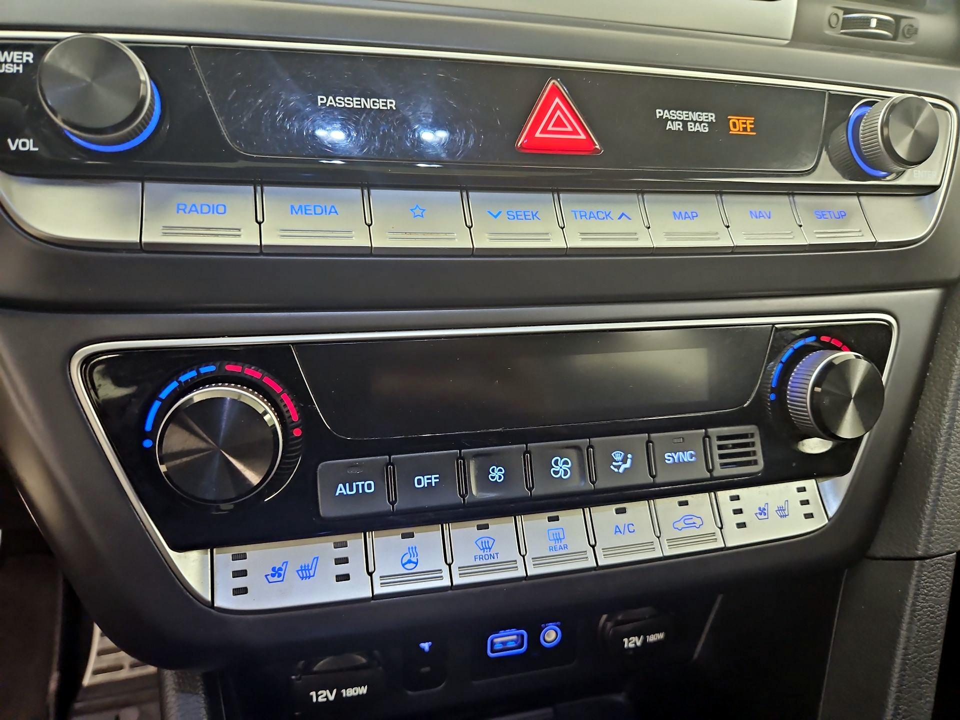 Thumbnail: 2019 Hyundai Sonata - 17