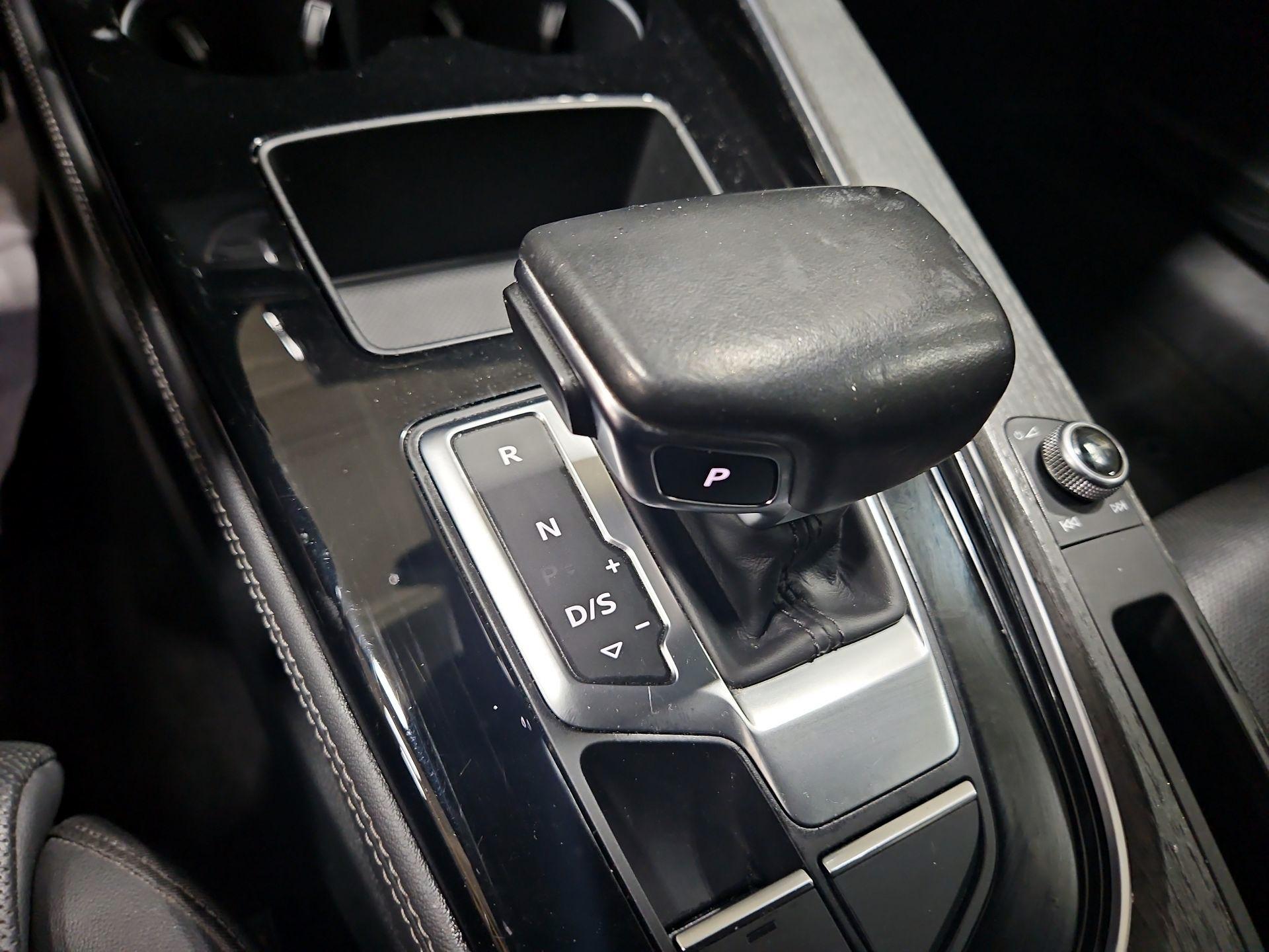 Thumbnail: 2022 Audi A5 - 17