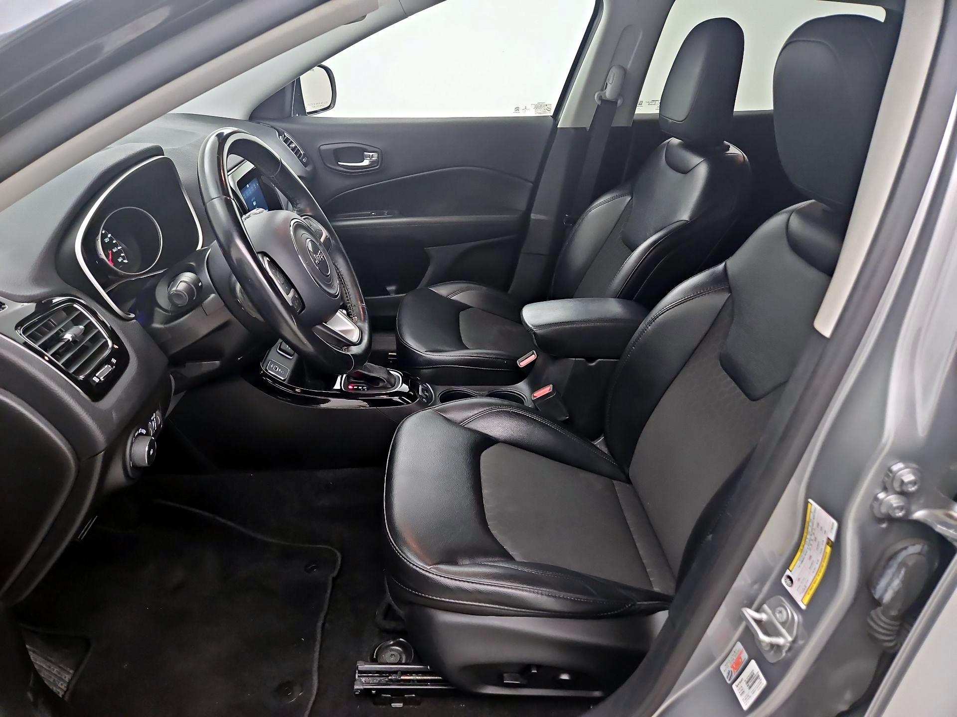 Thumbnail: 2020 Jeep Compass - 11