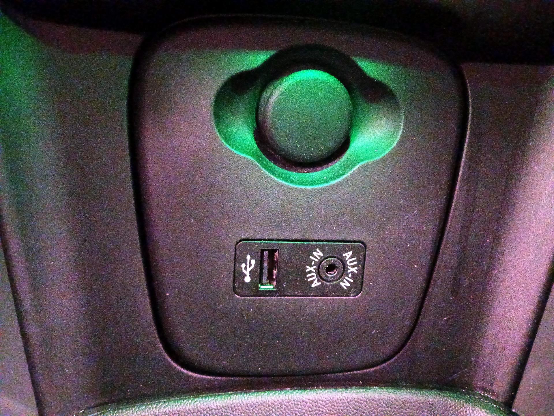 Thumbnail: 2016 MINI Cooper Hardtop - 18