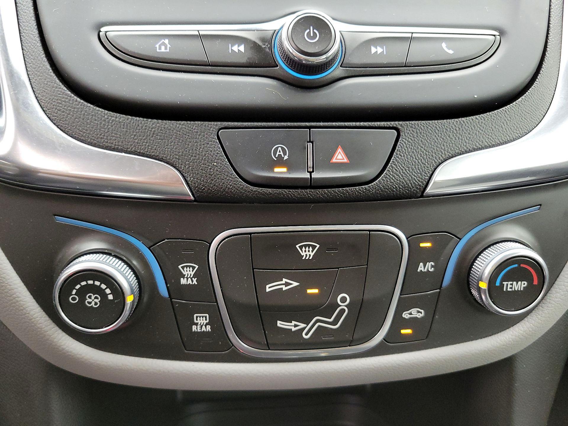 Thumbnail: 2022 Chevrolet Equinox - 16