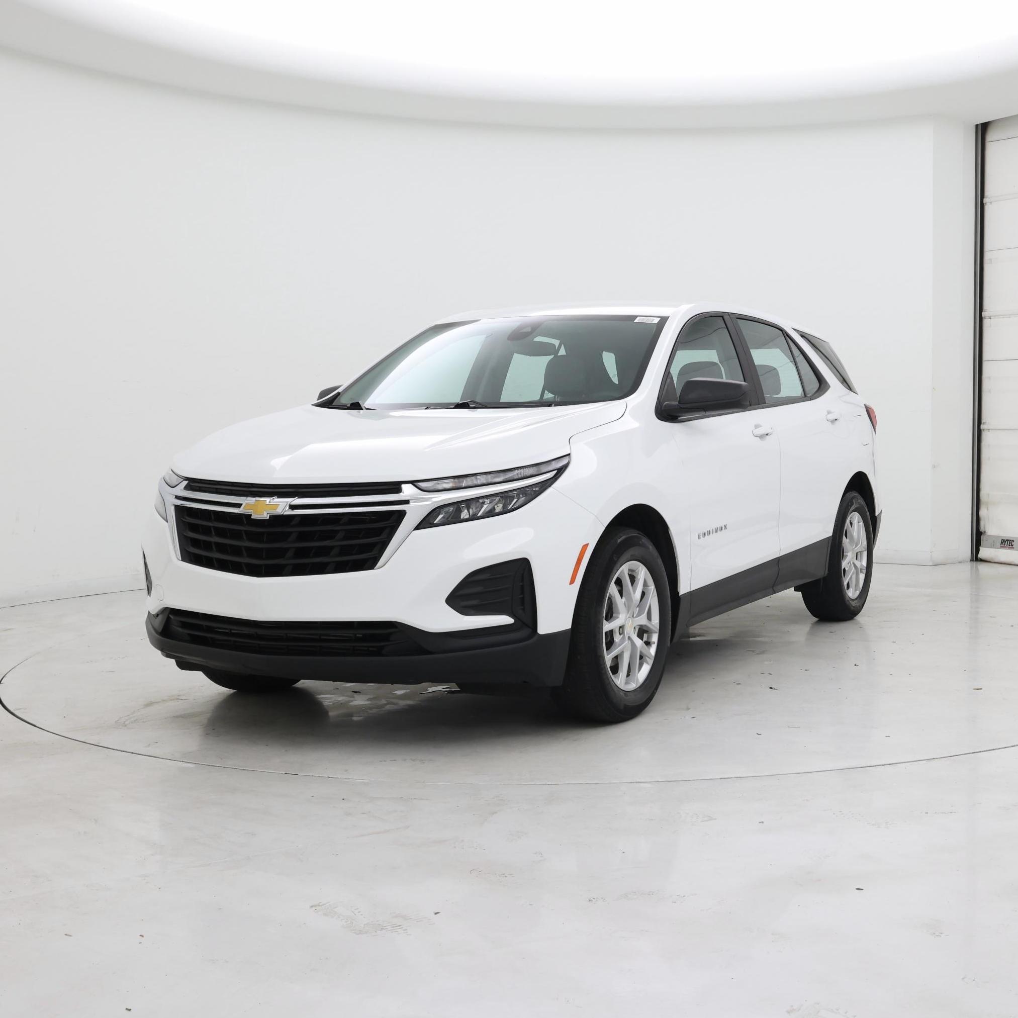 Thumbnail: 2022 Chevrolet Equinox - 4