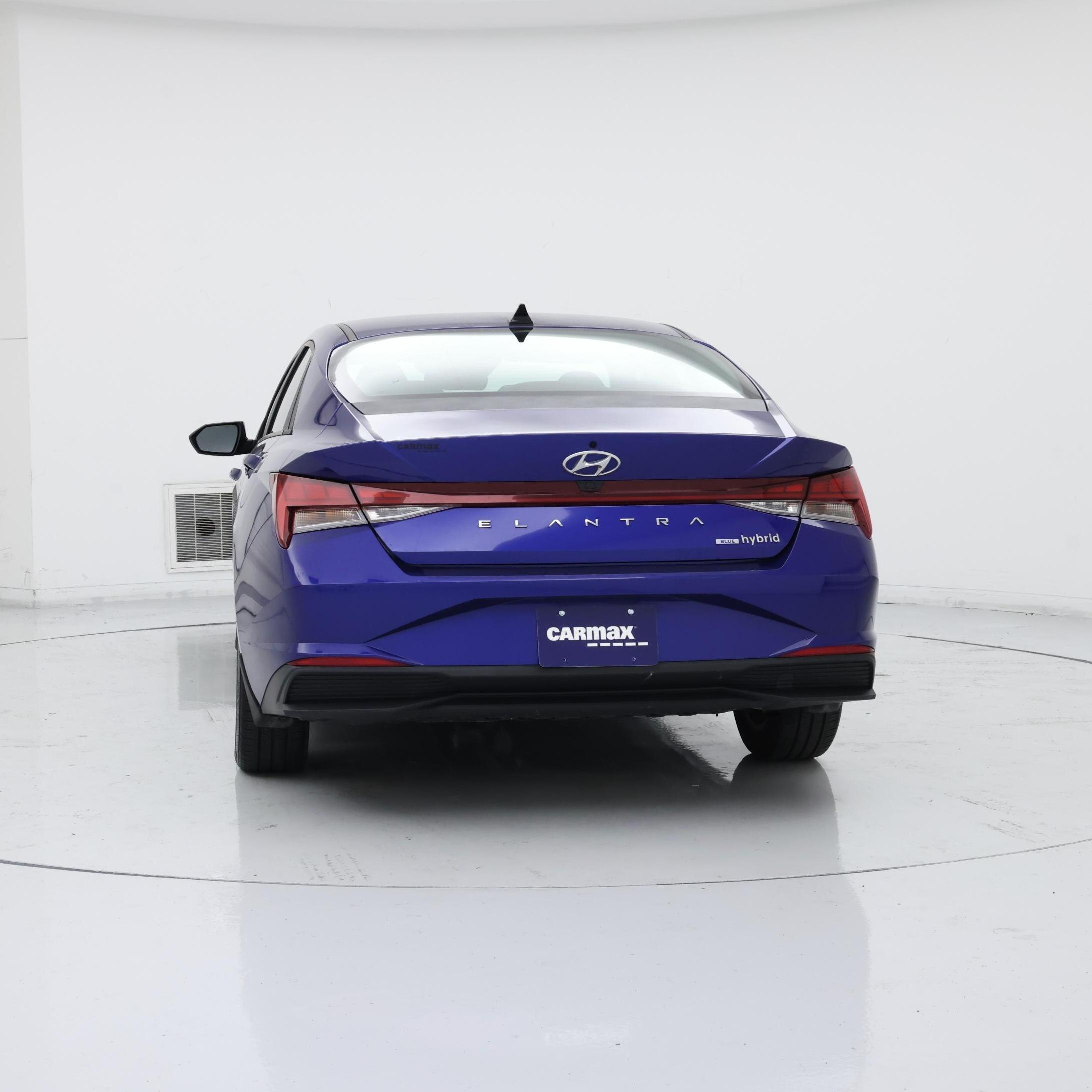 Thumbnail: 2022 Hyundai Elantra - 6