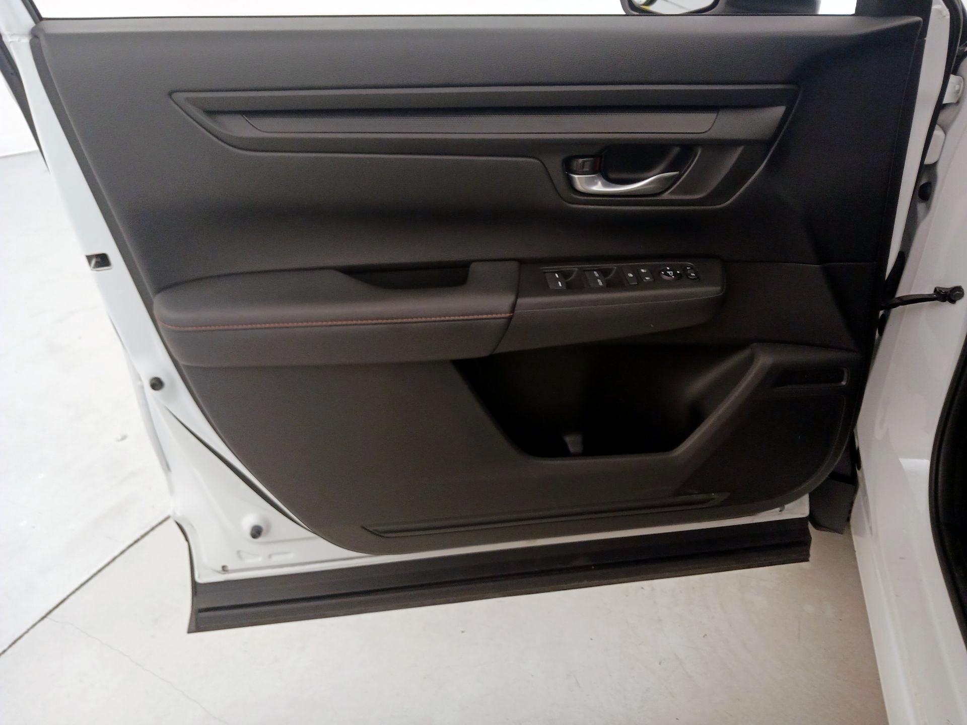 Thumbnail: 2023 Honda CR-V - 12