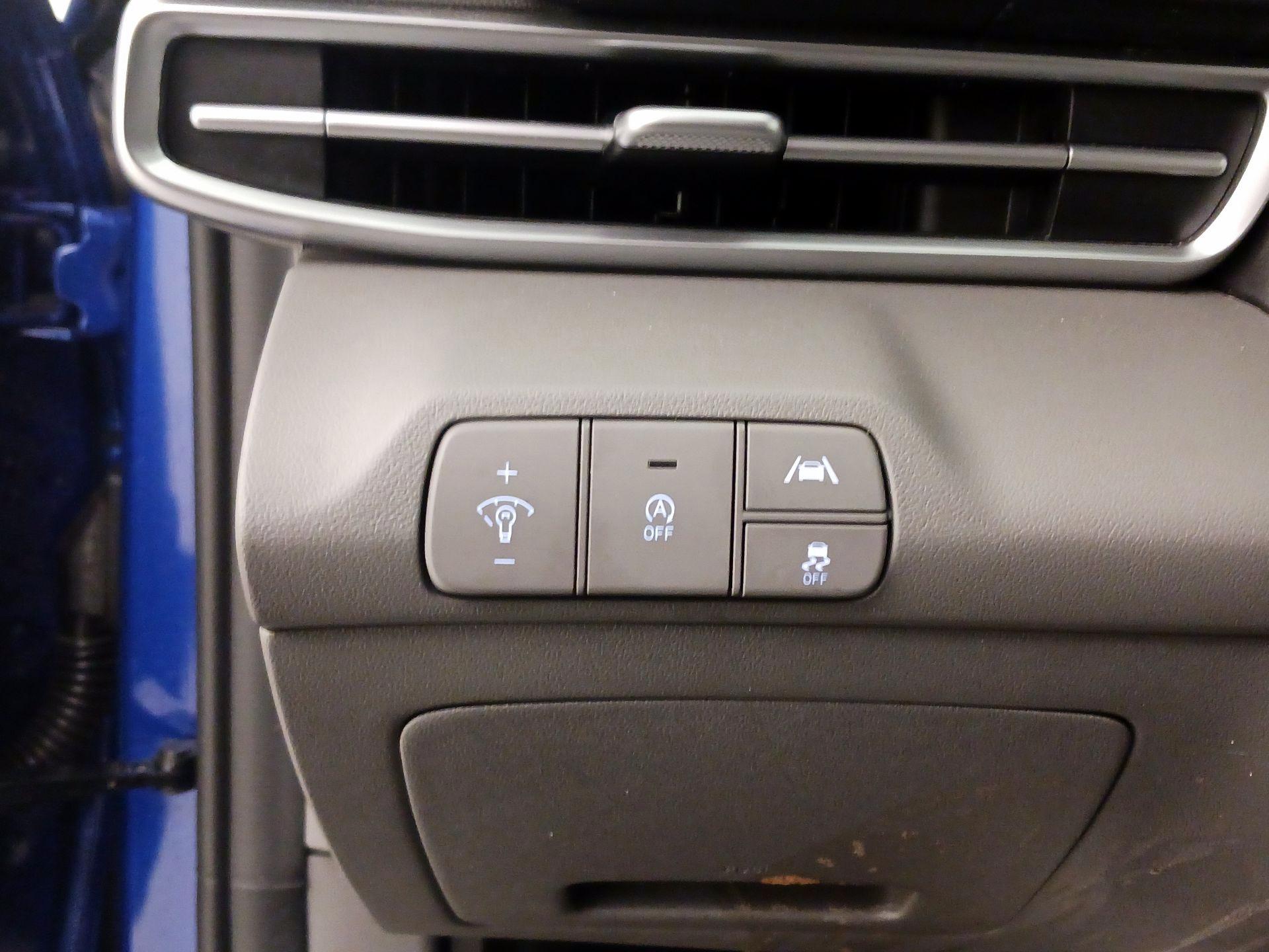 Thumbnail: 2023 Hyundai Elantra - 13