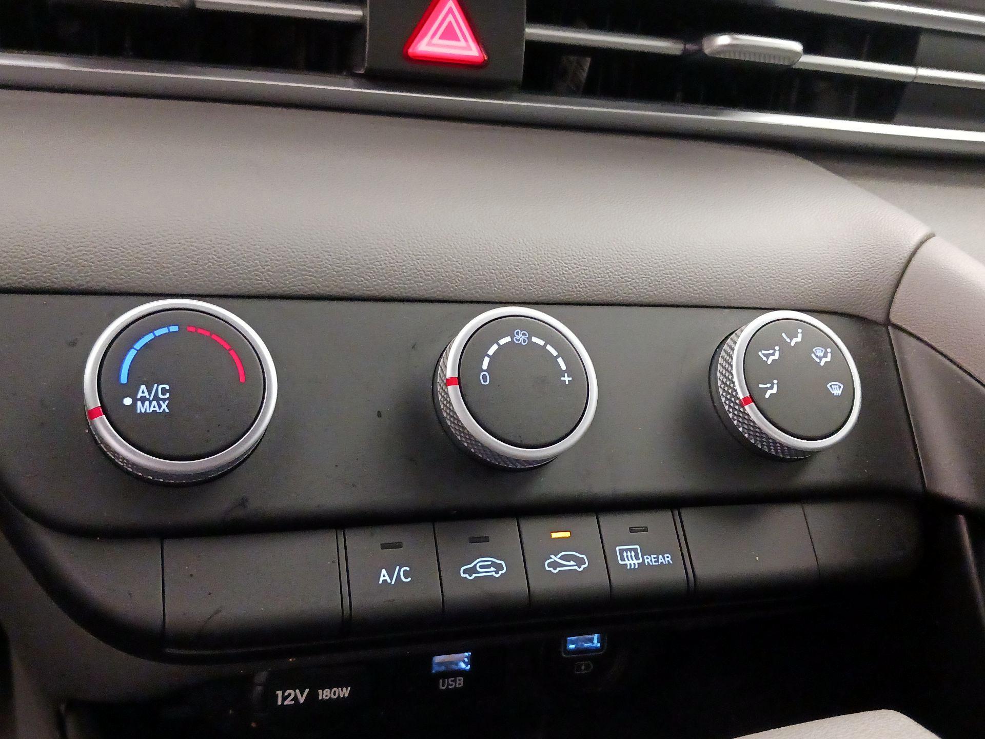 Thumbnail: 2023 Hyundai Elantra - 16