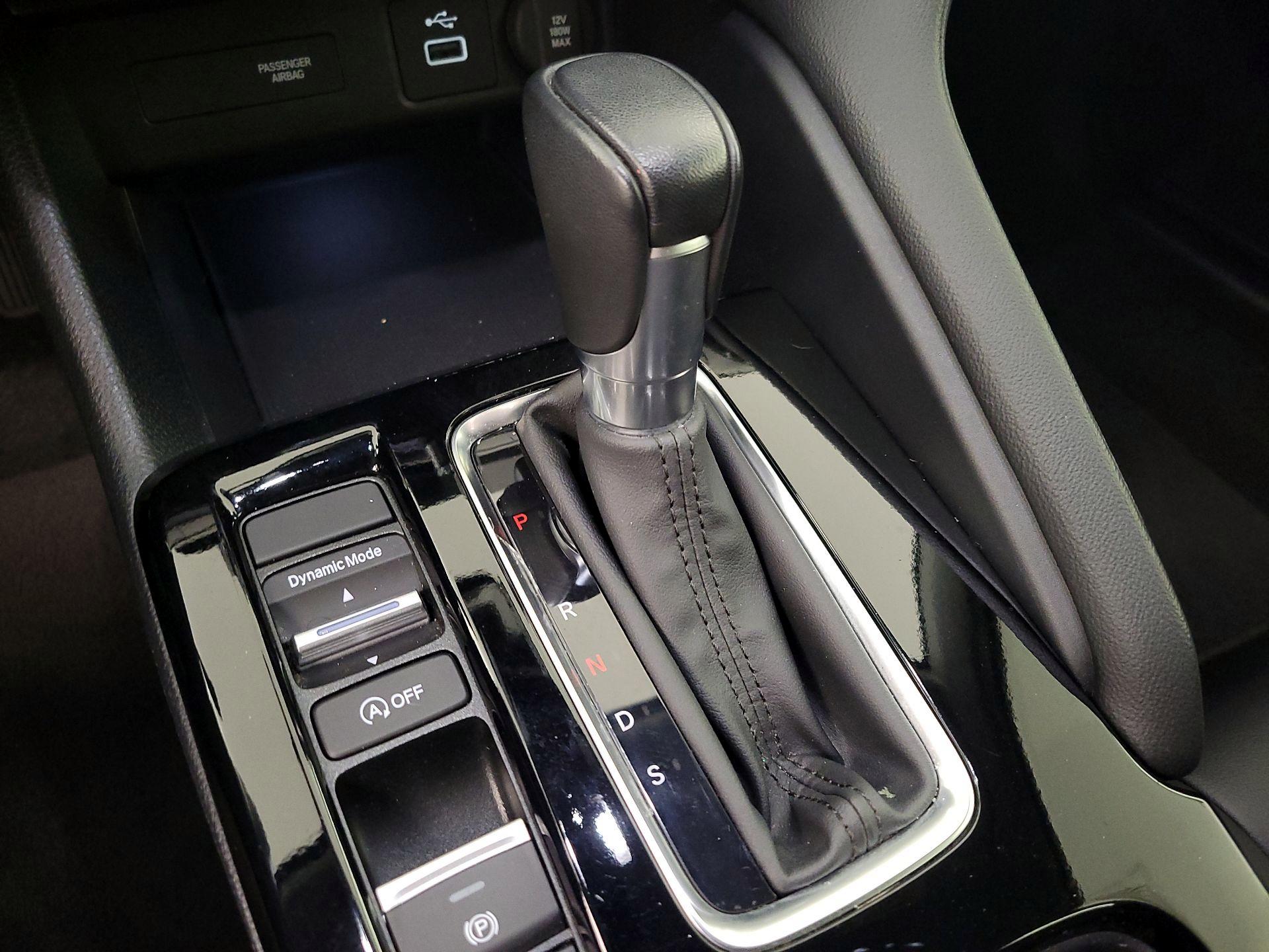 Thumbnail: 2023 Acura Integra - 17