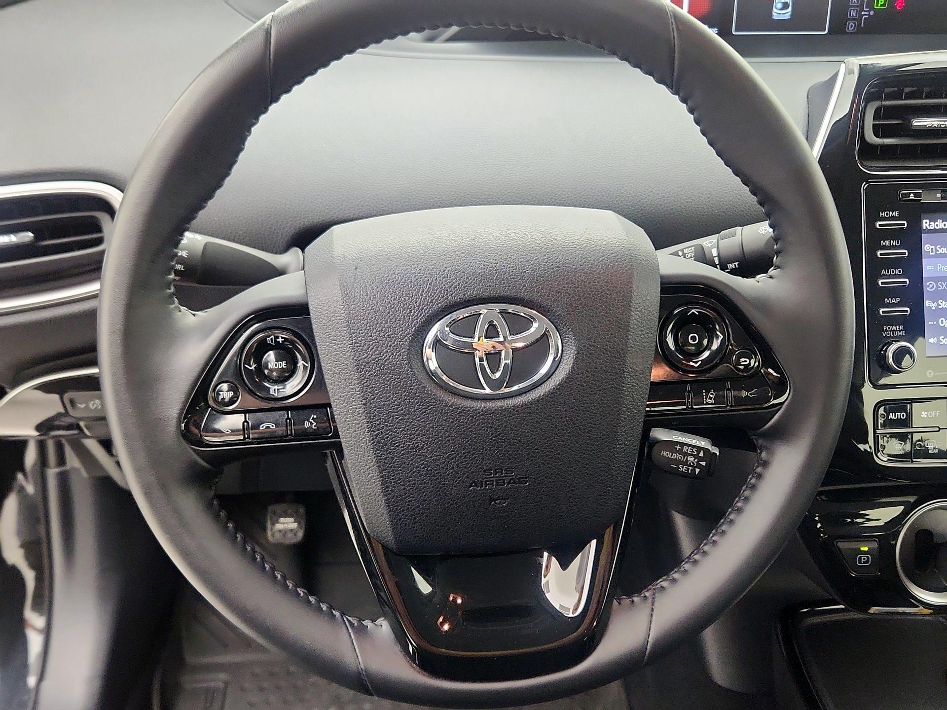 Thumbnail: 2022 Toyota Prius Prime - 10