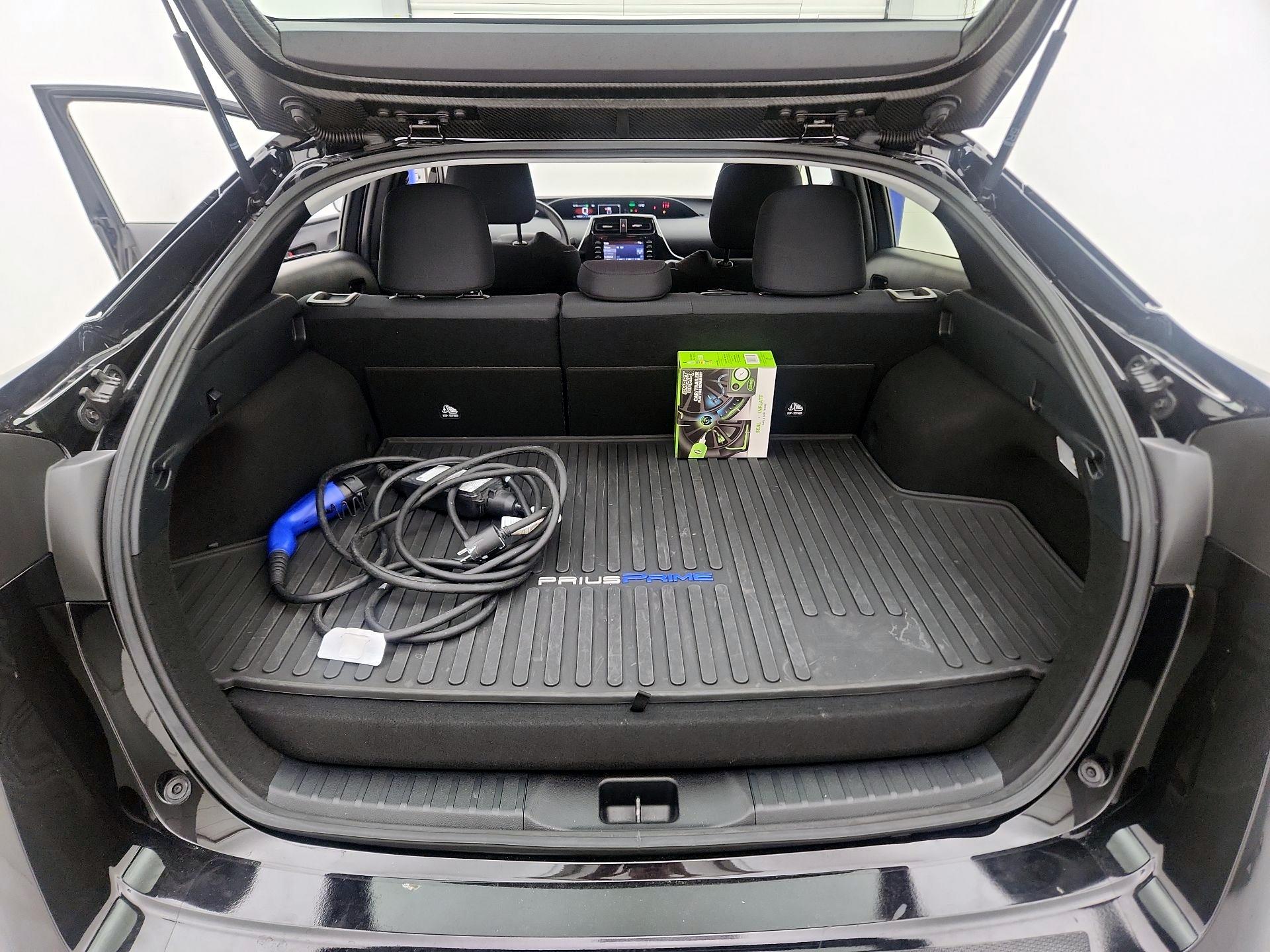 Thumbnail: 2022 Toyota Prius Prime - 19