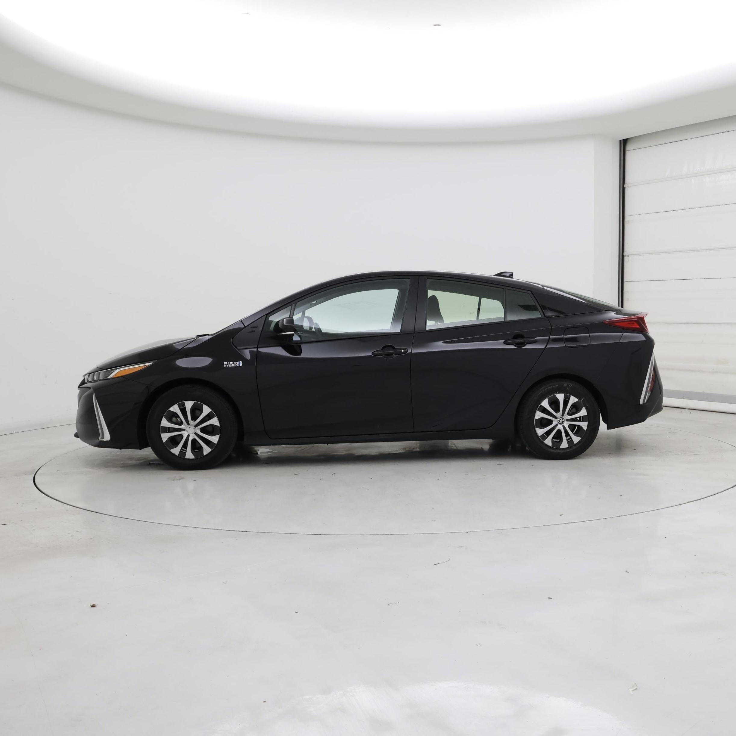 Thumbnail: 2022 Toyota Prius Prime - 3