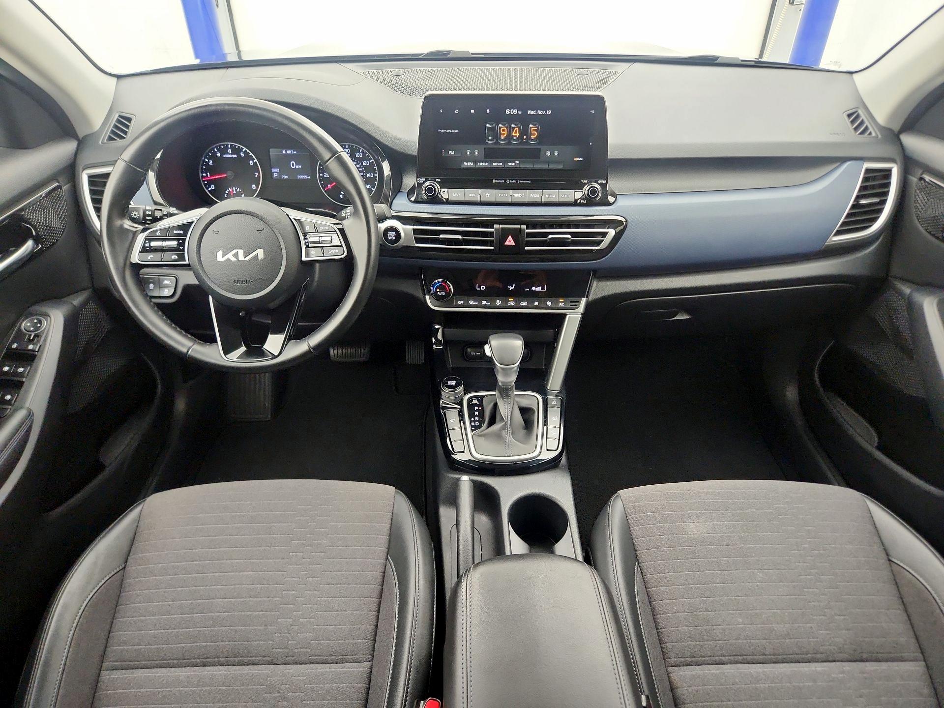 Thumbnail: 2022 Kia Seltos - 9