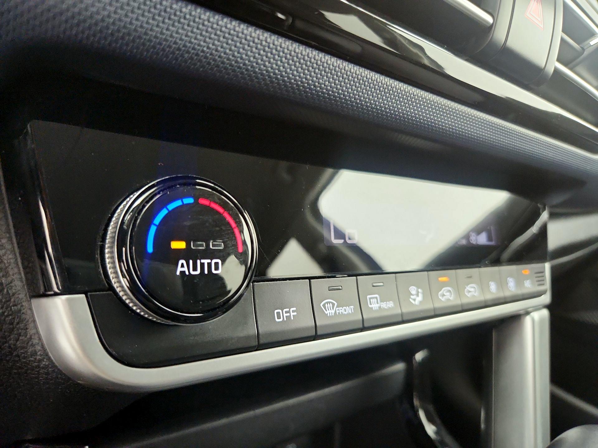 Thumbnail: 2022 Kia Seltos - 17