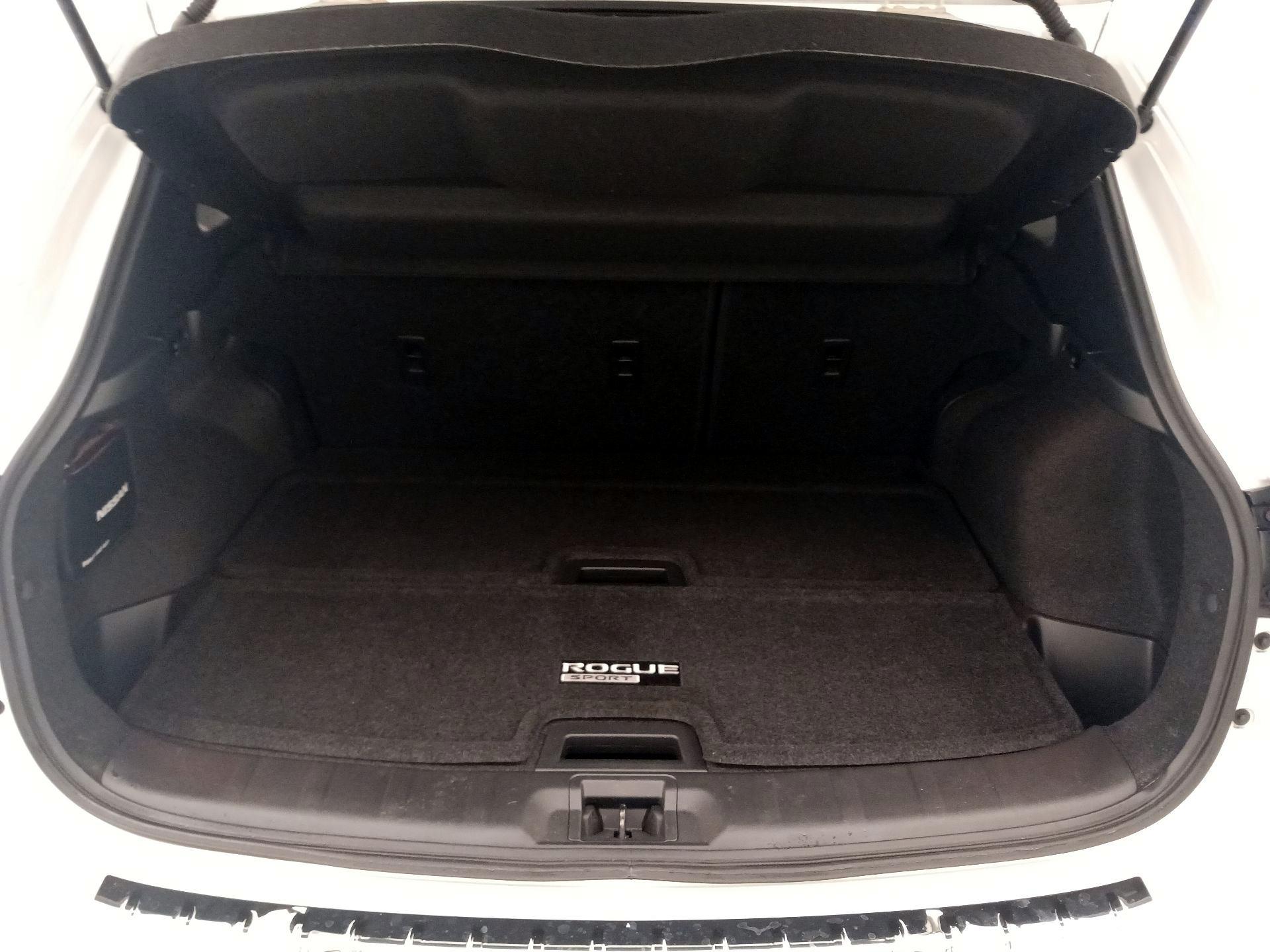 Thumbnail: 2021 Nissan Rogue Sport - 20