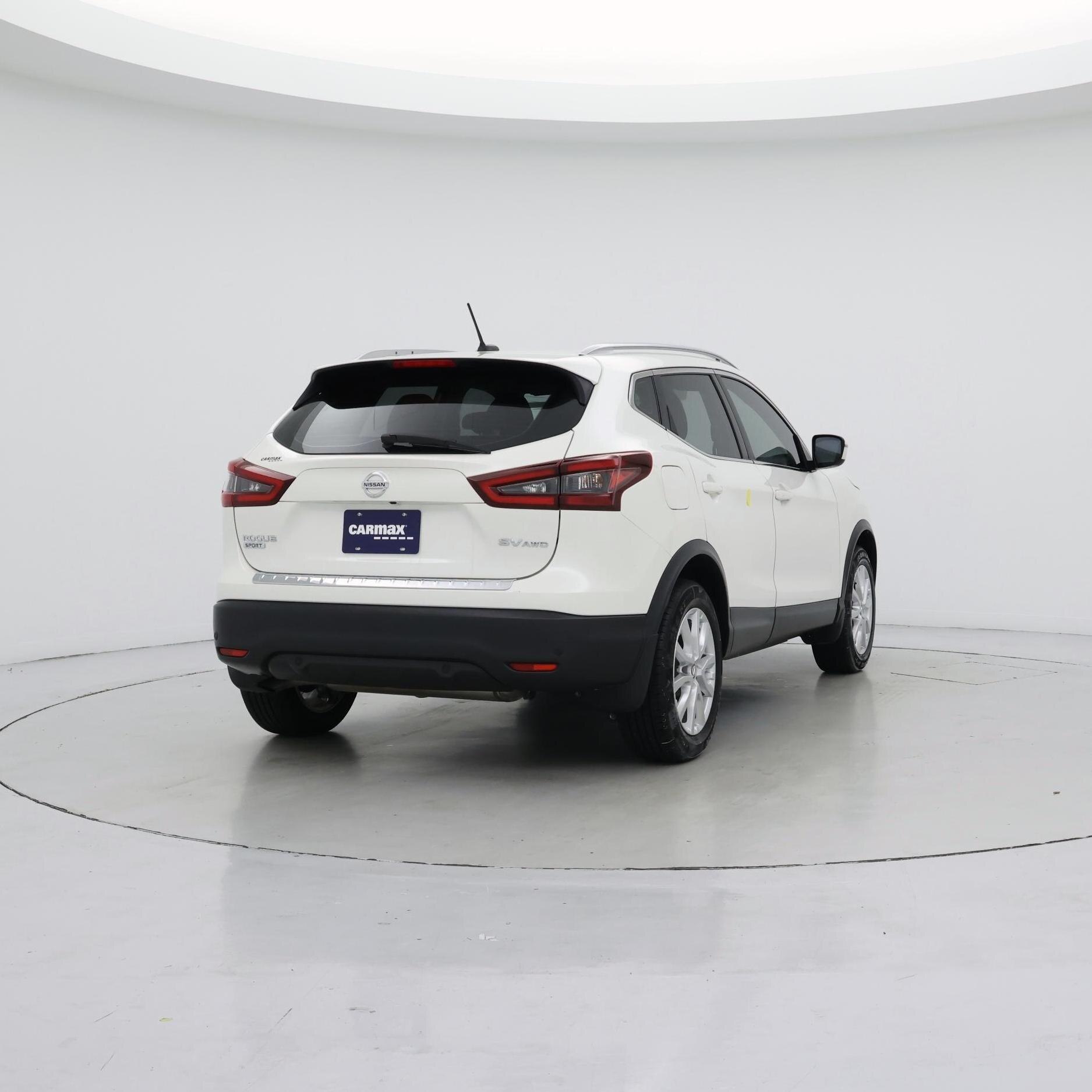 Thumbnail: 2021 Nissan Rogue Sport - 7