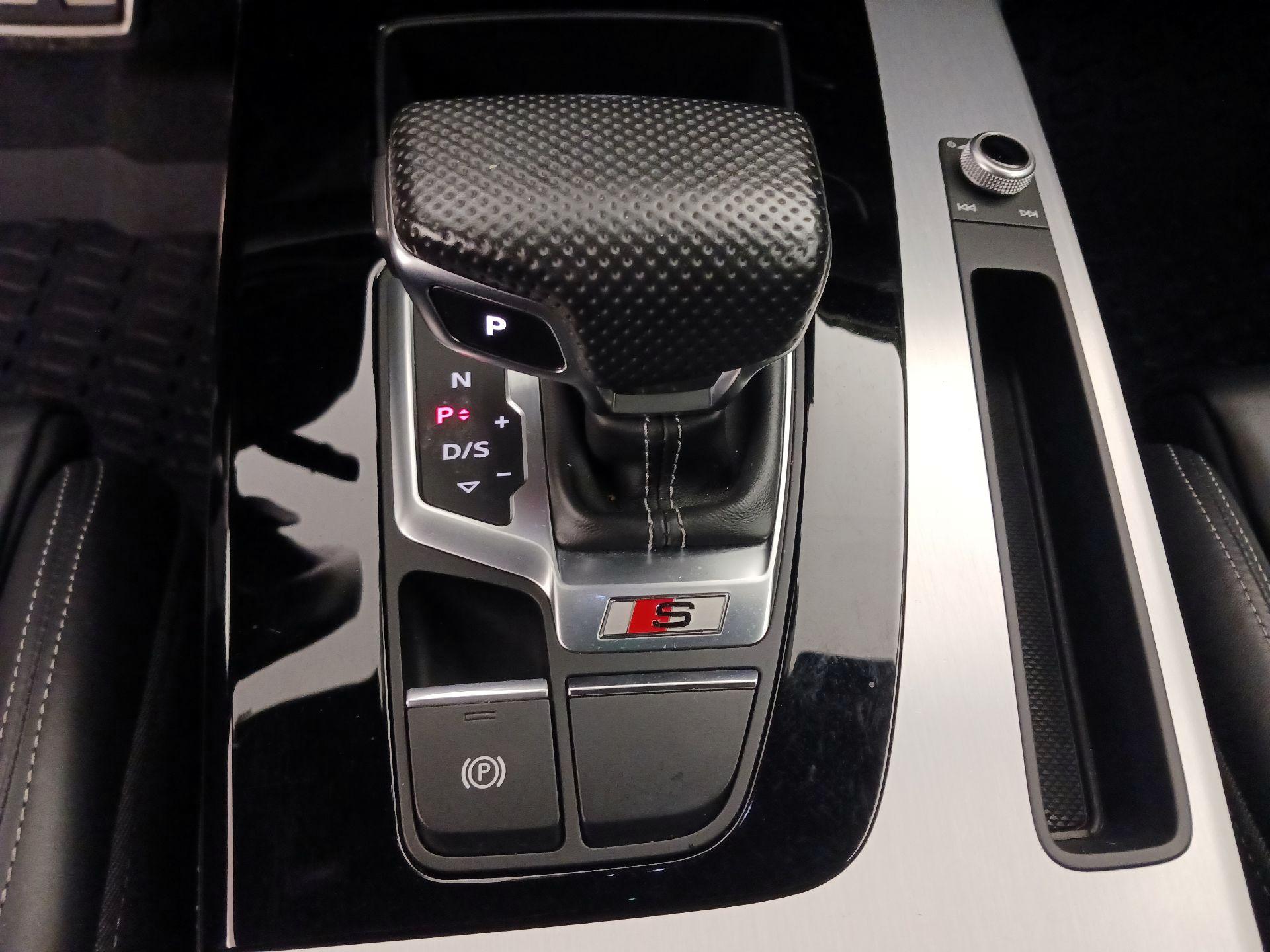 Thumbnail: 2021 Audi SQ5 - 17