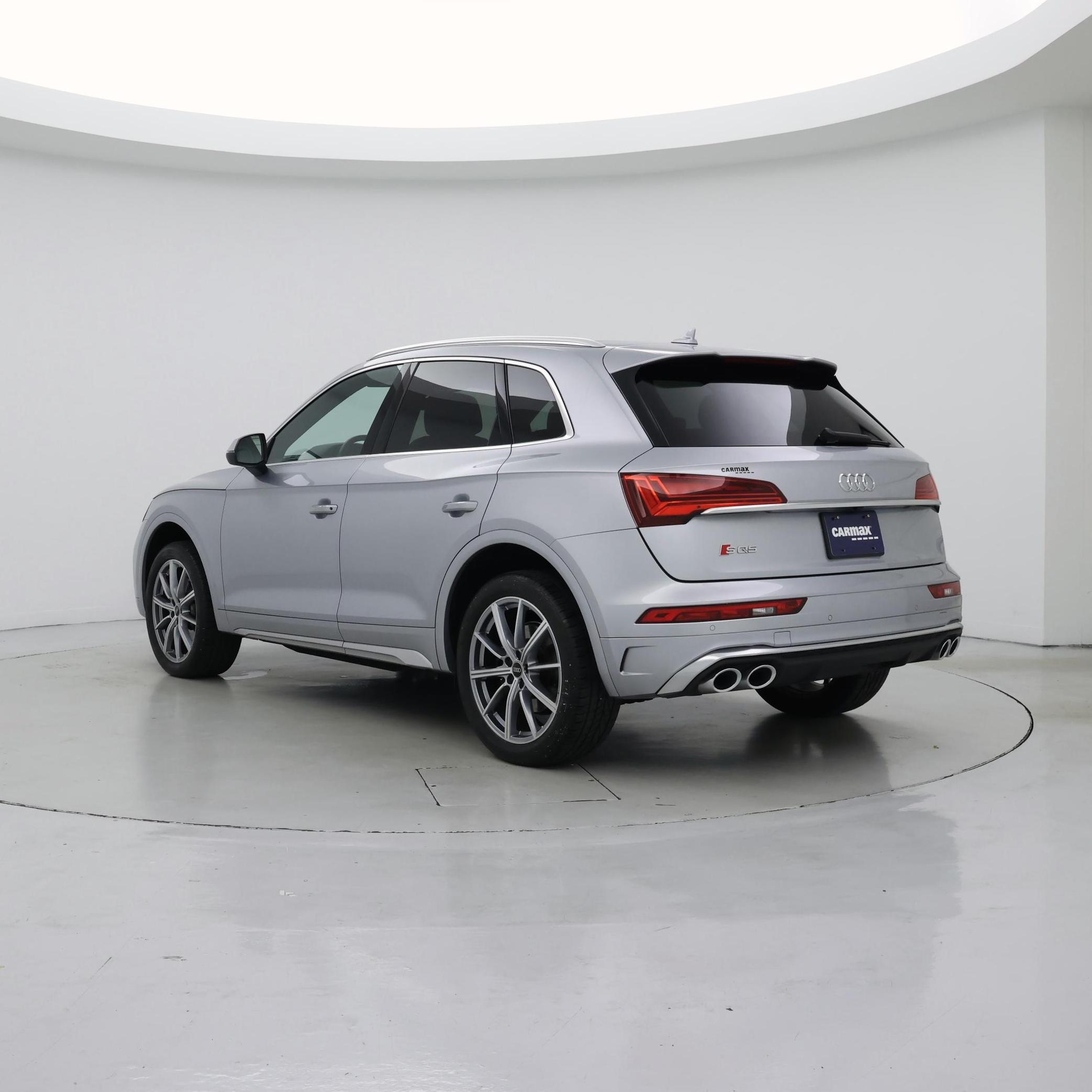 Thumbnail: 2021 Audi SQ5 - 2