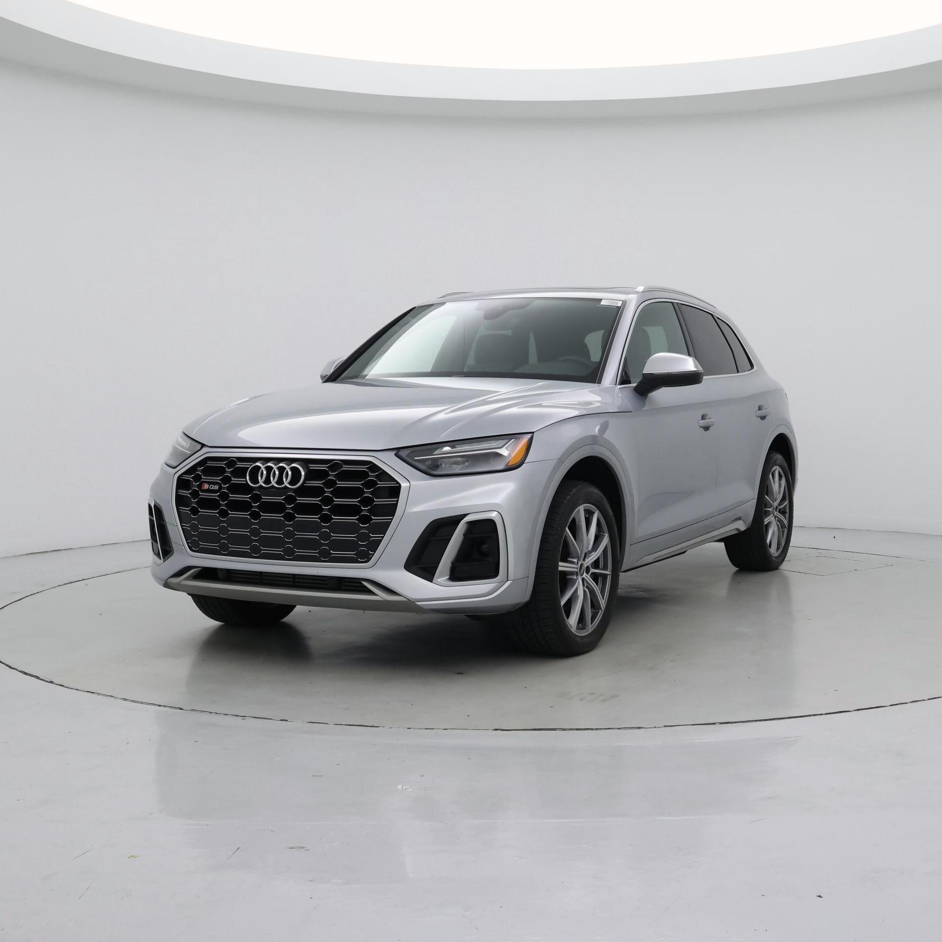 Thumbnail: 2021 Audi SQ5 - 4