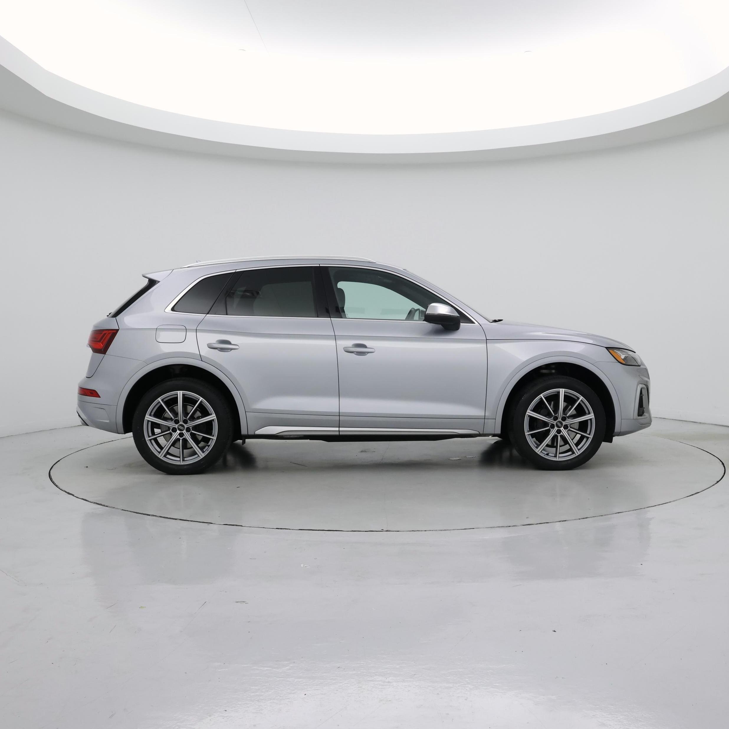 Thumbnail: 2021 Audi SQ5 - 7