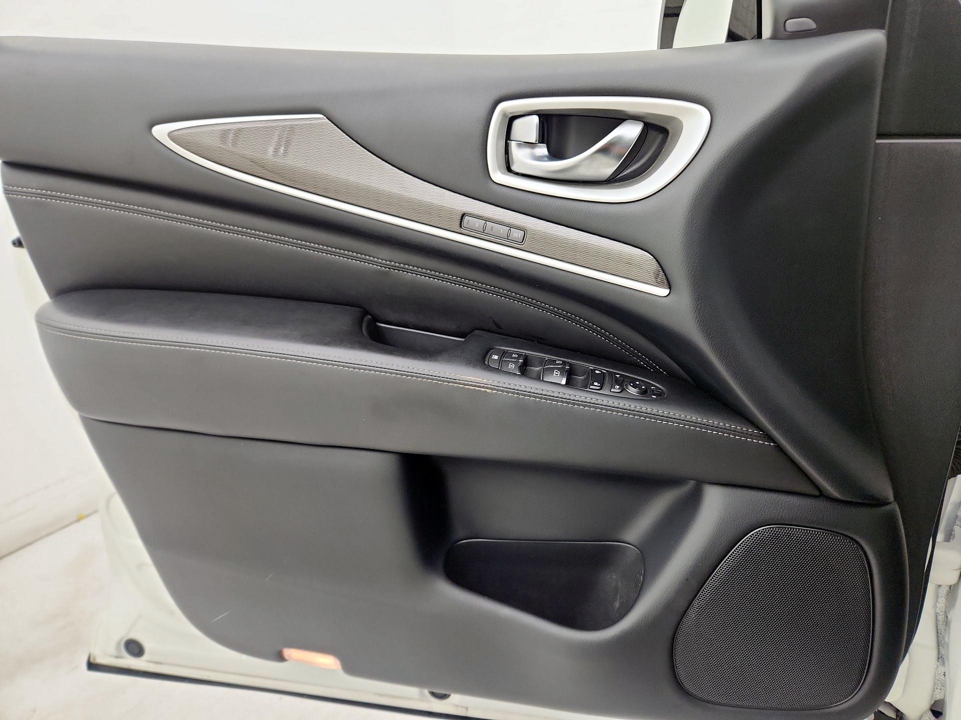 Thumbnail: 2020 INFINITI QX60 - 12