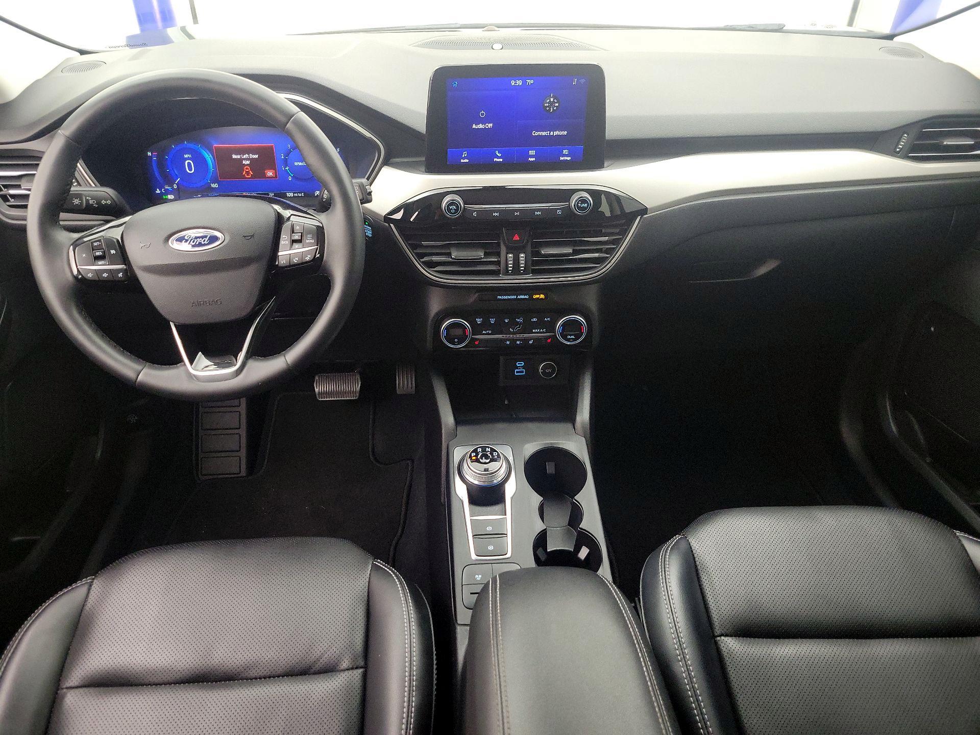 Thumbnail: 2021 Ford Escape - 9