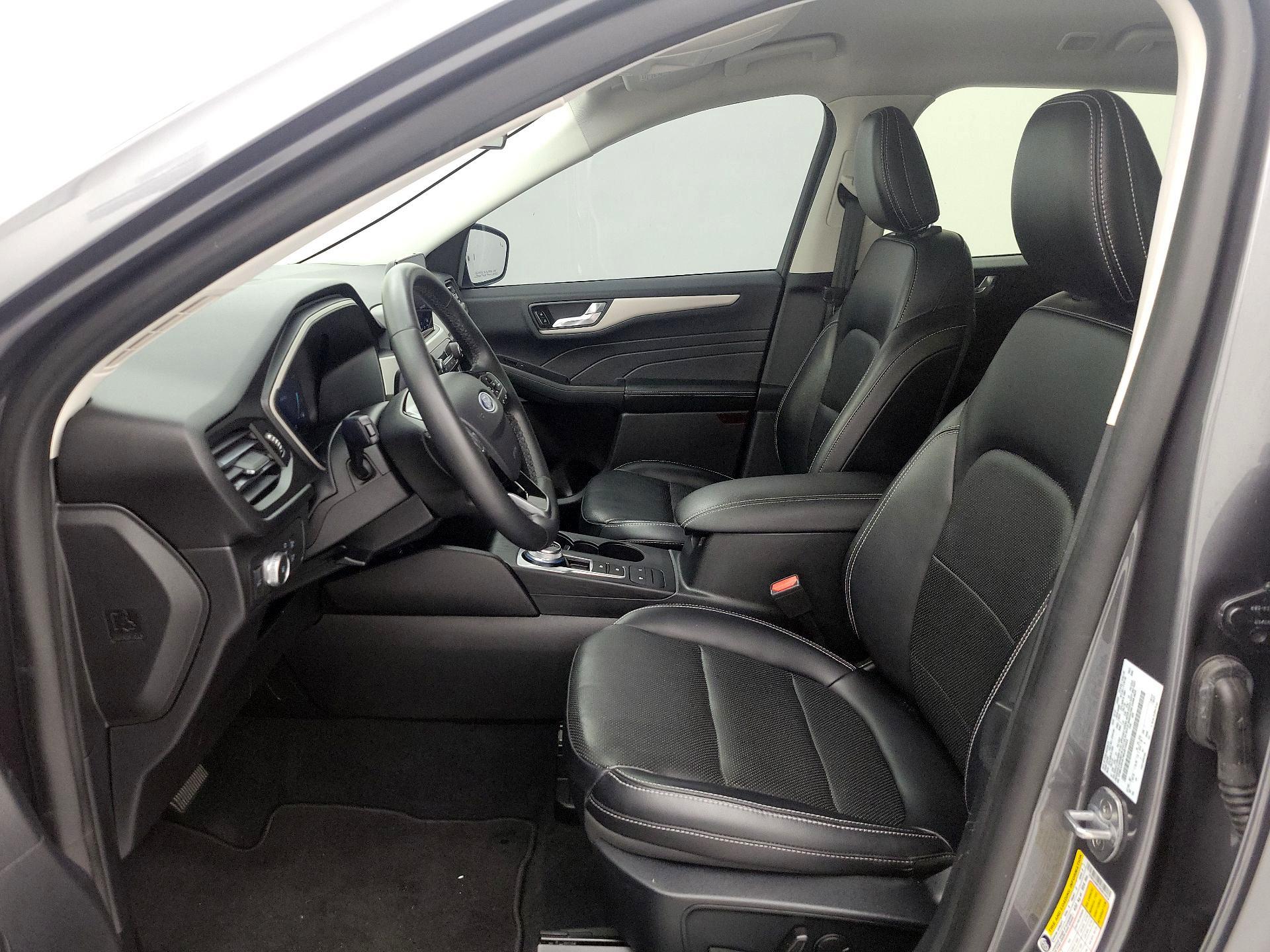 Thumbnail: 2021 Ford Escape - 11