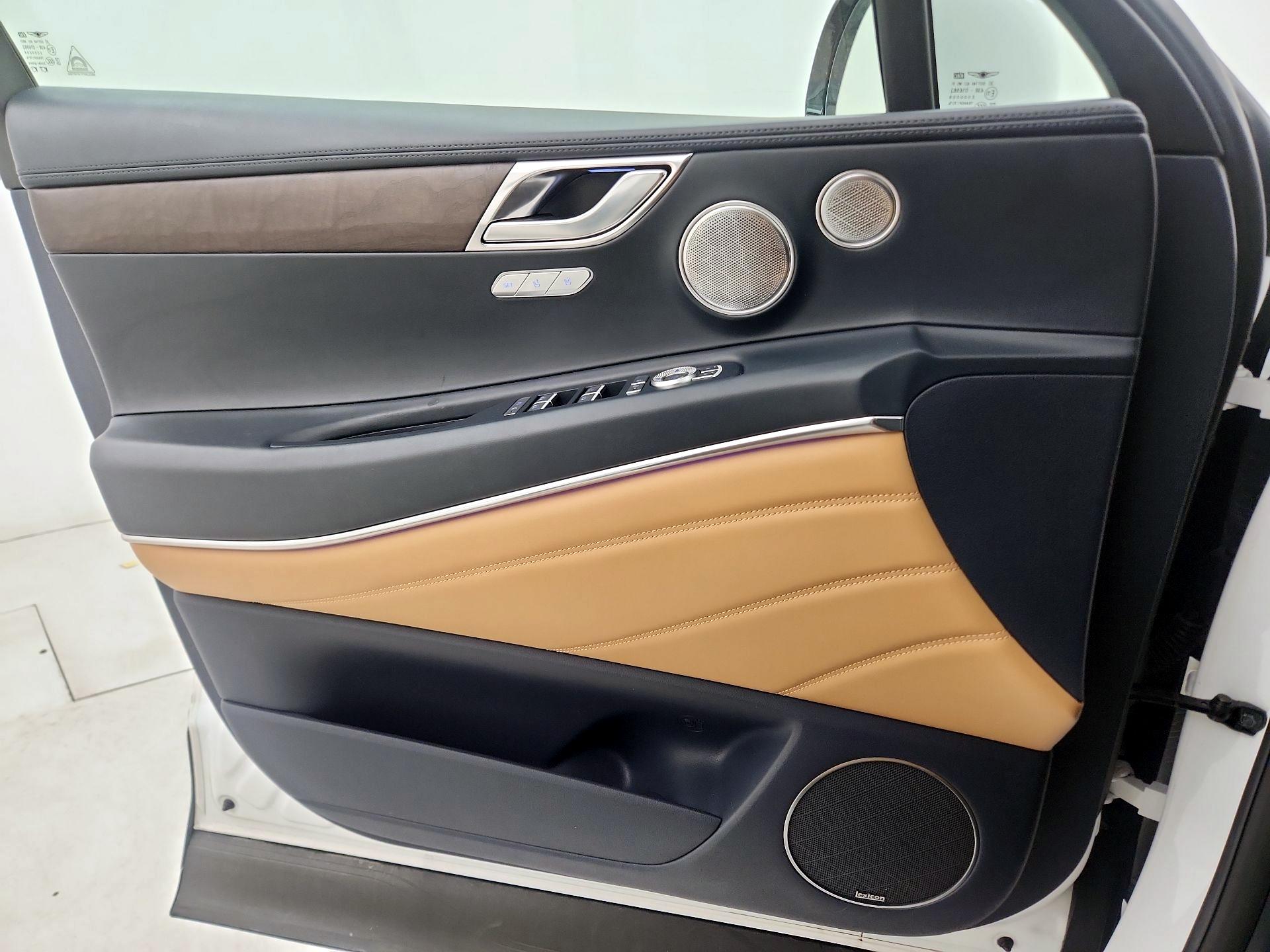 Thumbnail: 2022 Genesis GV80 - 12