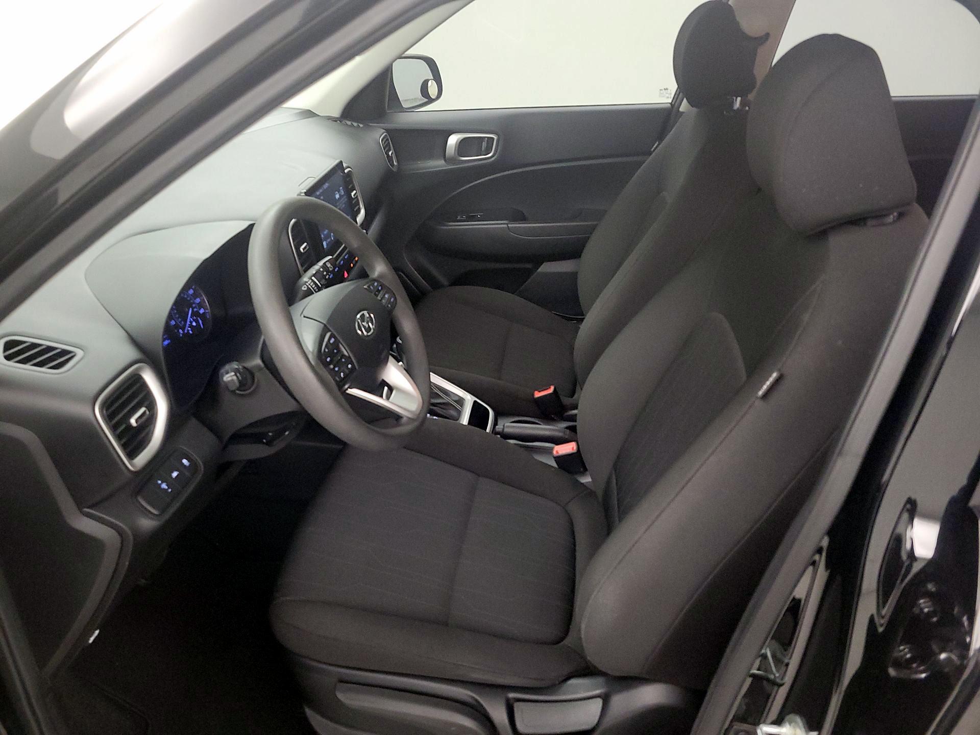 Thumbnail: 2022 Hyundai Venue - 11