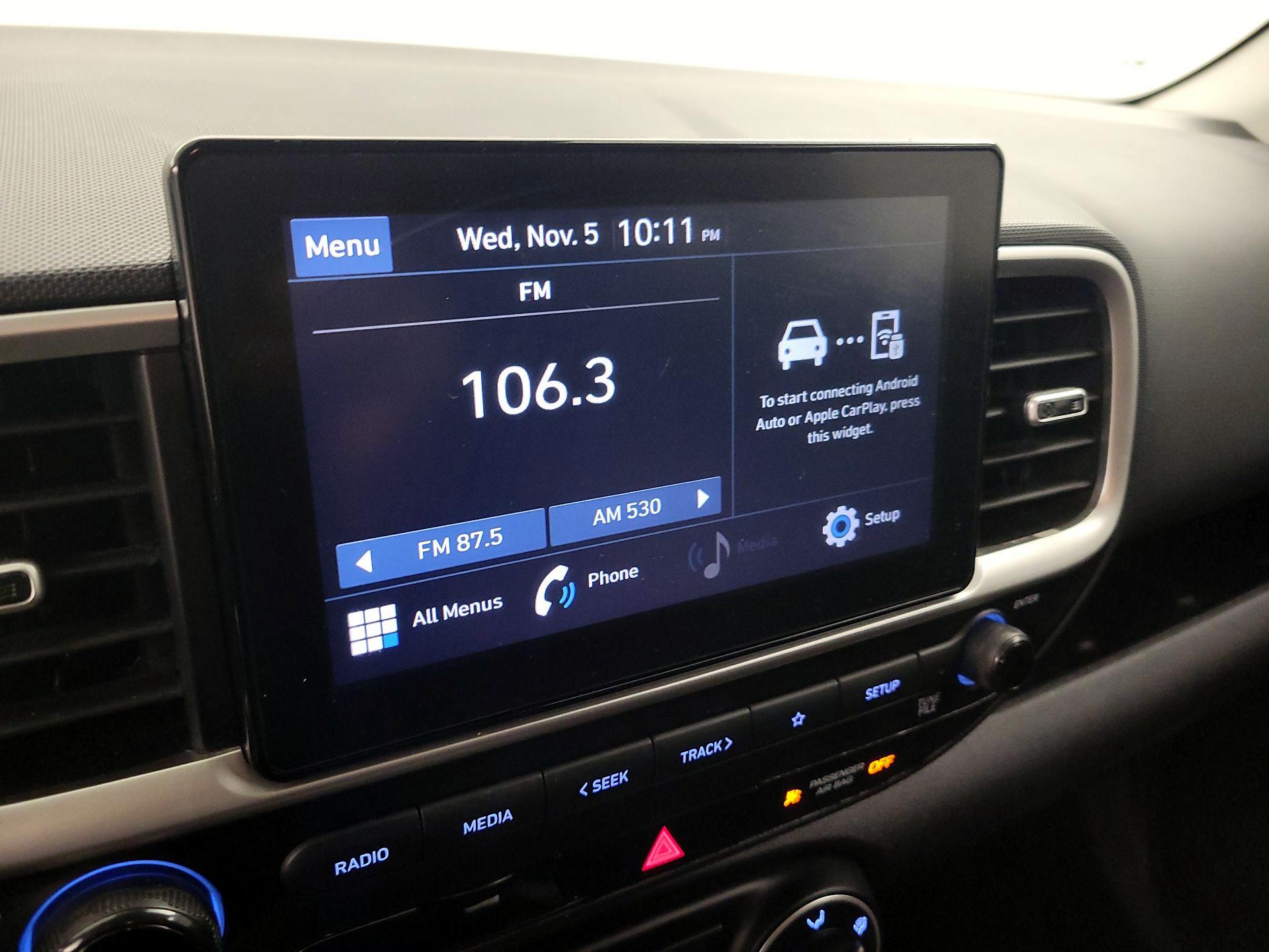 Thumbnail: 2022 Hyundai Venue - 15