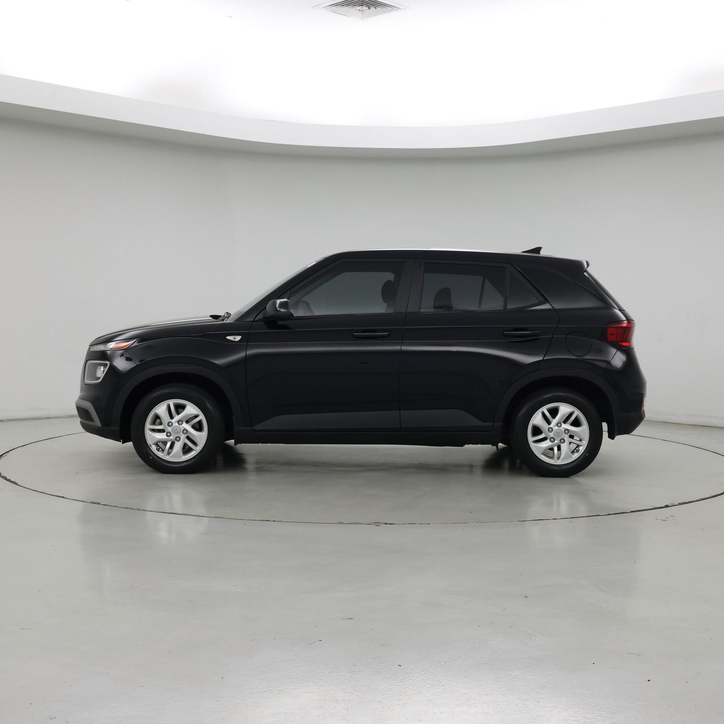 Thumbnail: 2022 Hyundai Venue - 3