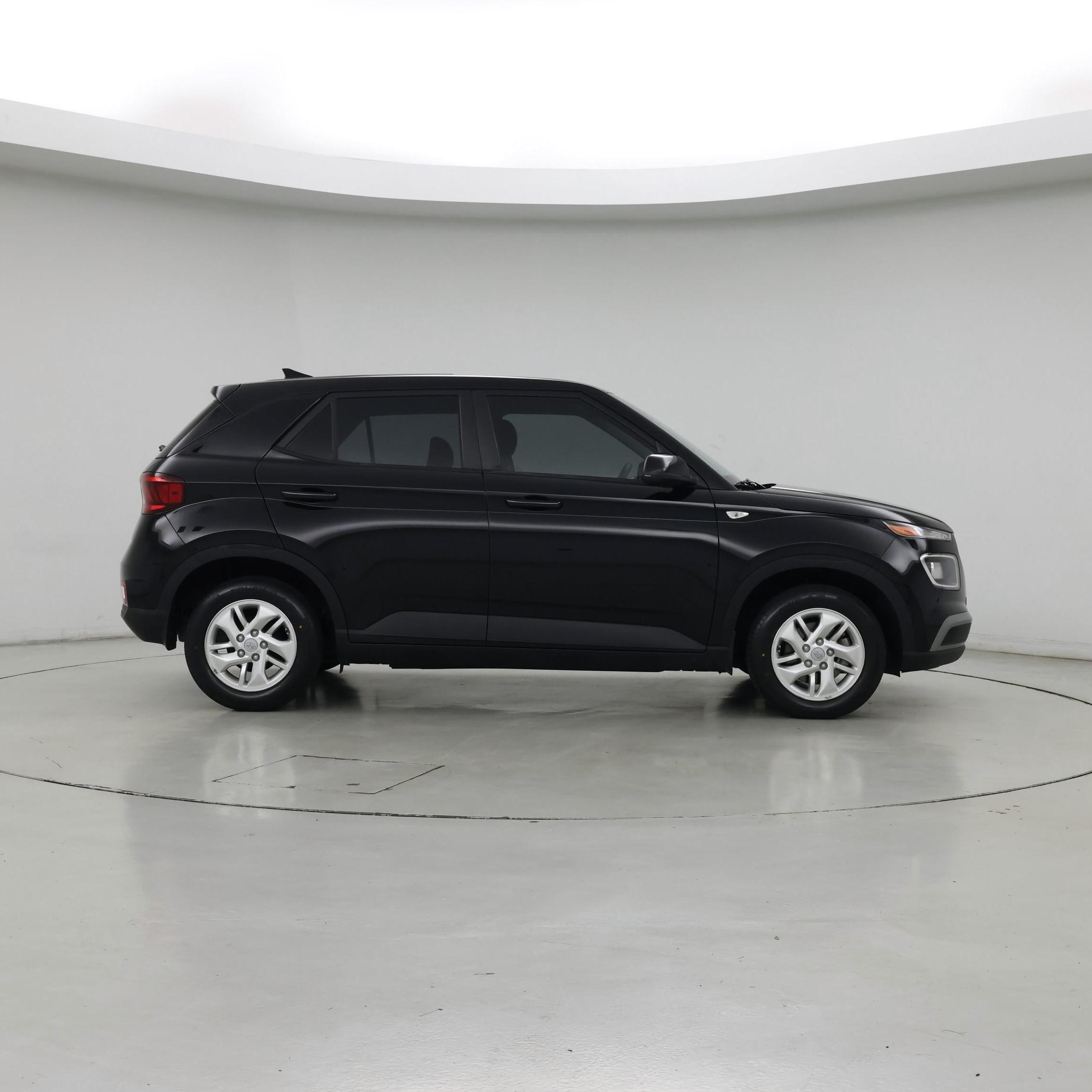 Thumbnail: 2022 Hyundai Venue - 7