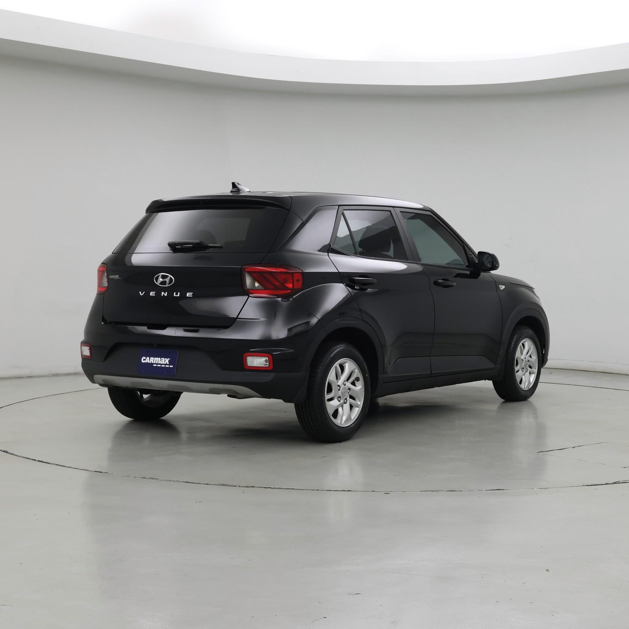 Thumbnail: 2022 Hyundai Venue - 8