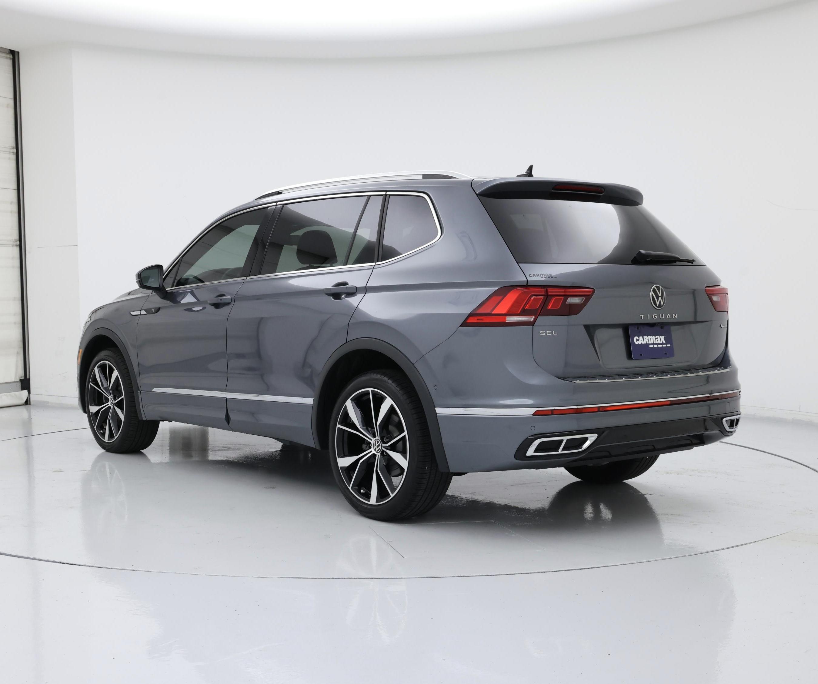 Thumbnail: 2022 Volkswagen Tiguan - 2