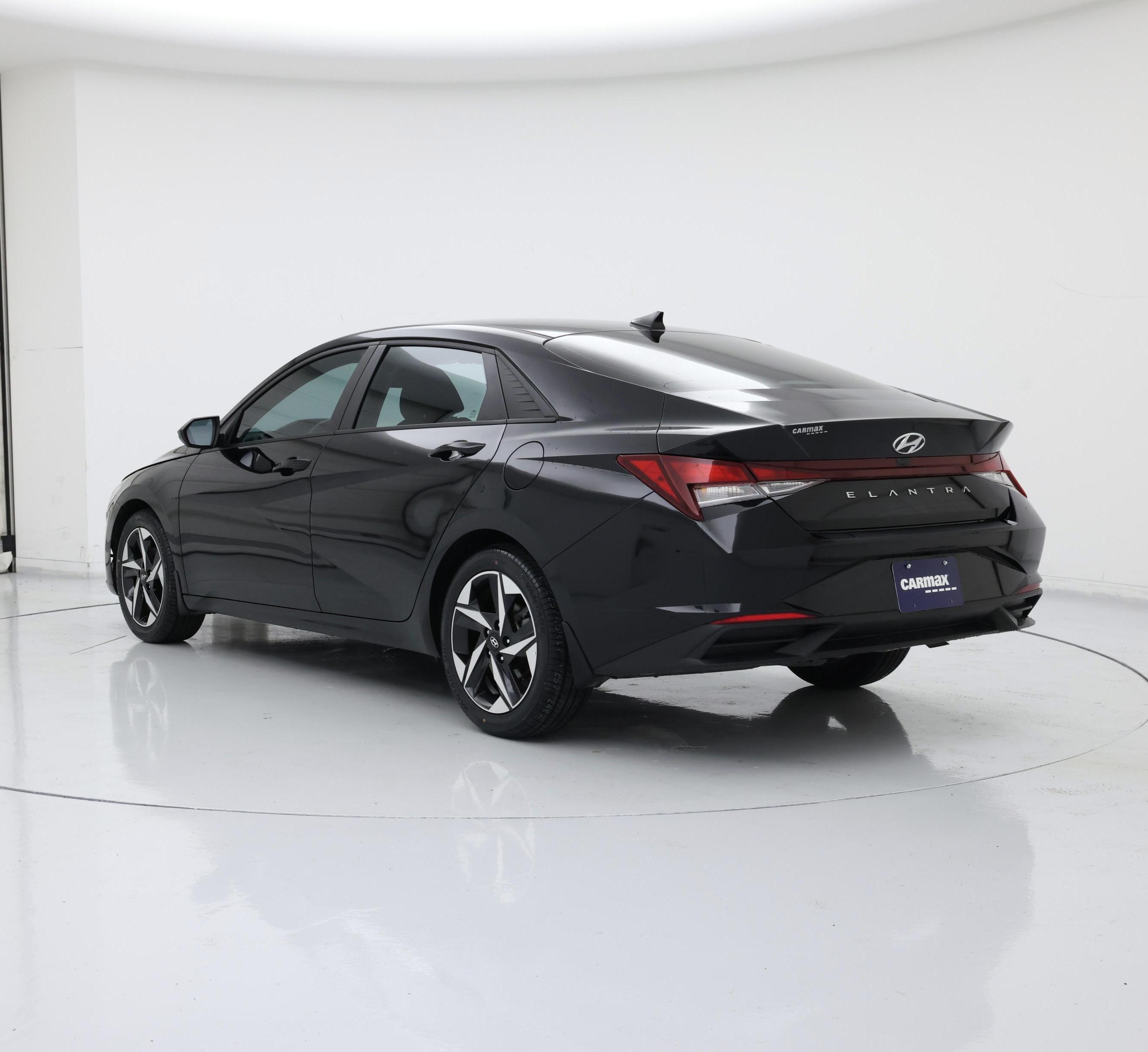 Thumbnail: 2023 Hyundai Elantra - 2