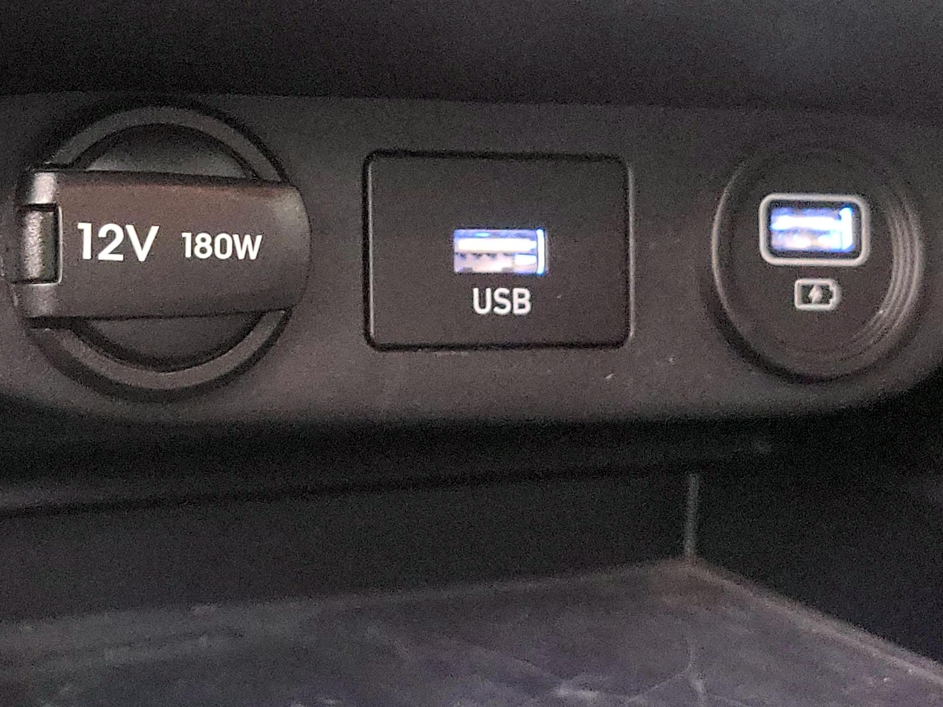 Thumbnail: 2023 Hyundai Elantra - 19