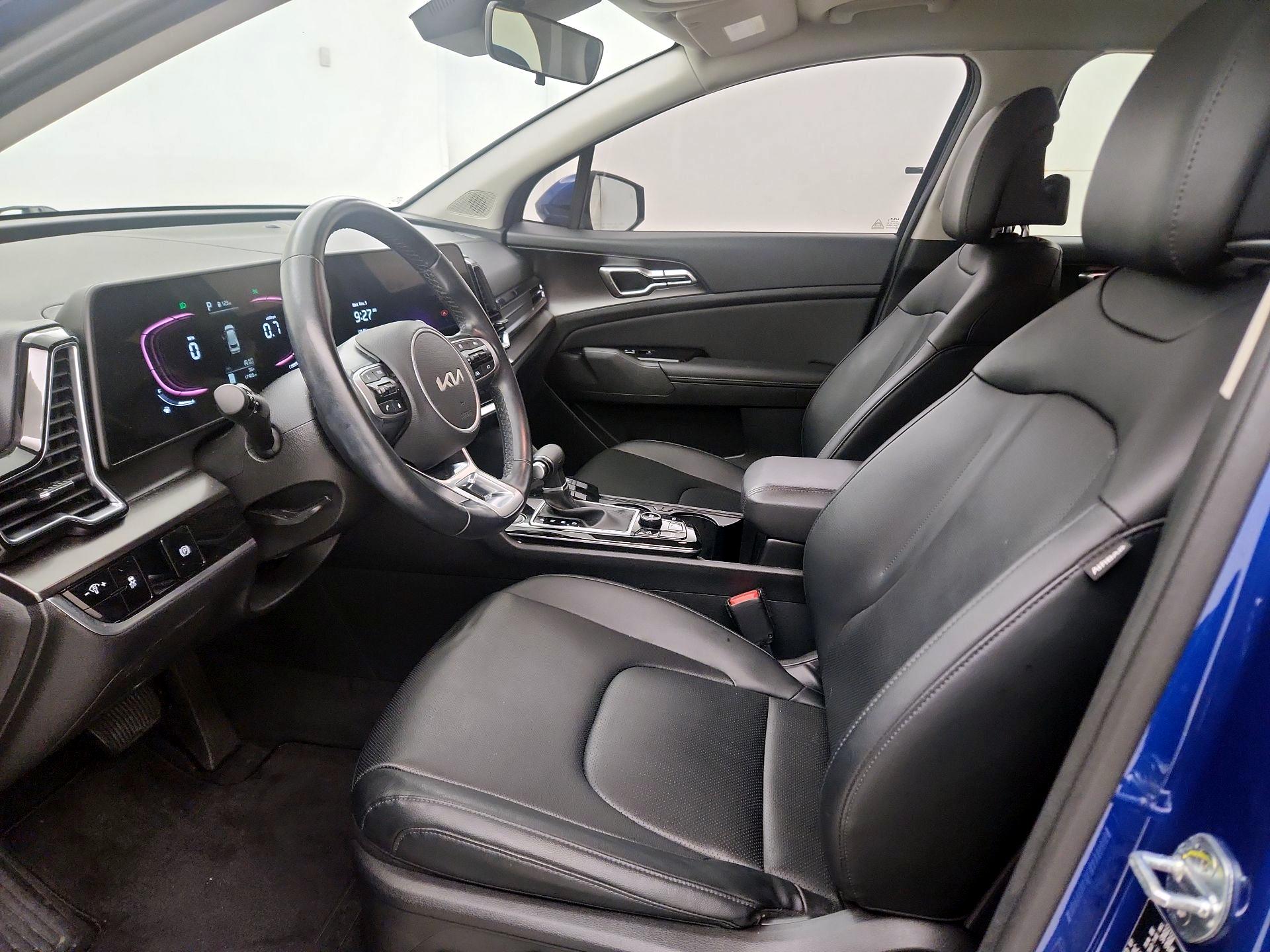 Thumbnail: 2023 Kia Sportage - 11