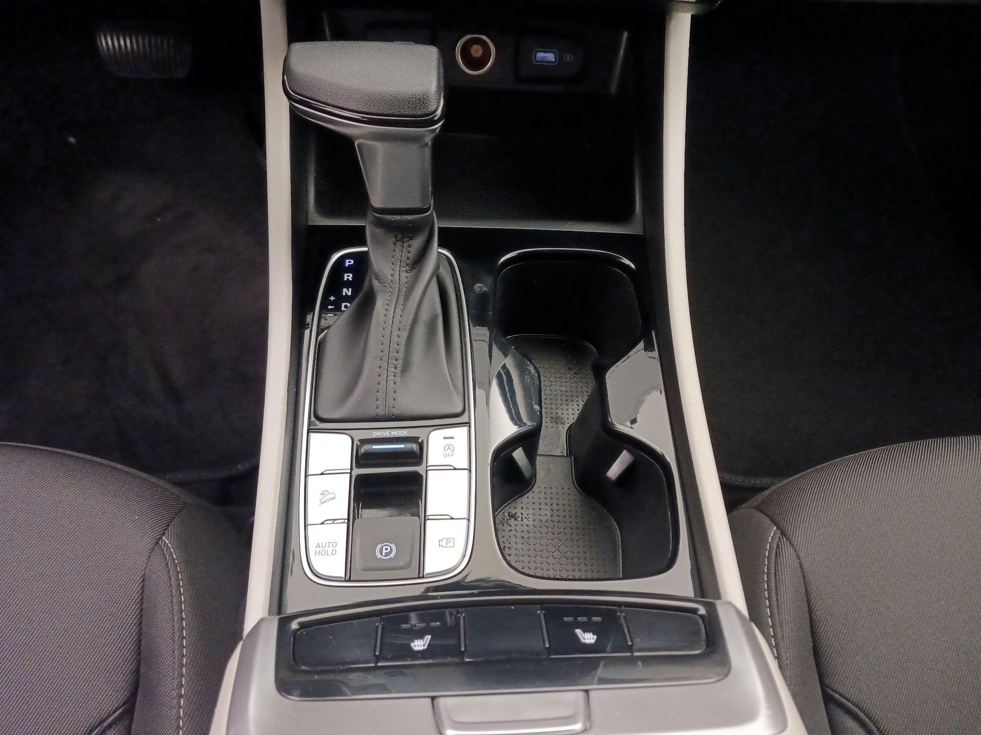 Thumbnail: 2022 Hyundai Tucson - 17