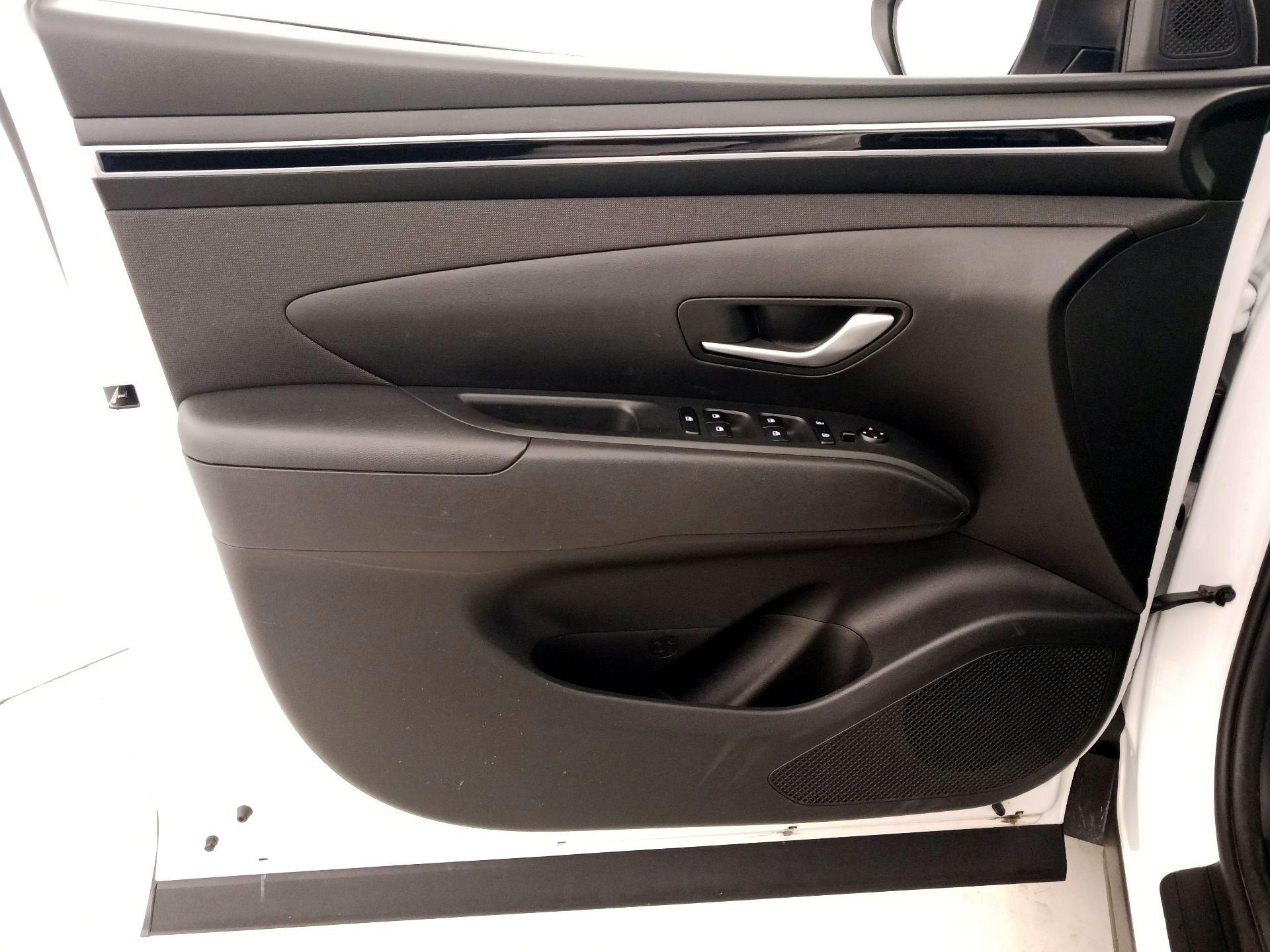 Thumbnail: 2023 Hyundai Tucson - 12