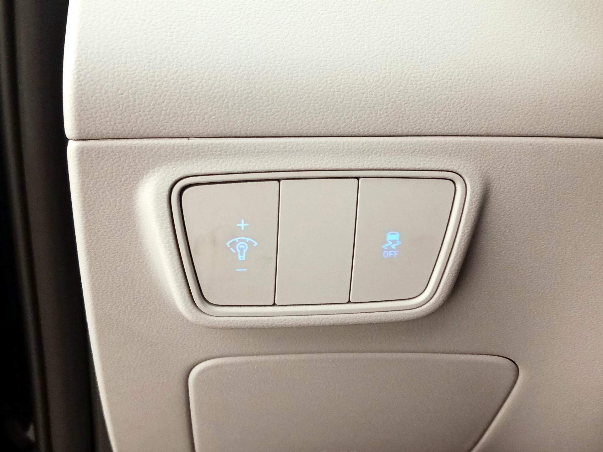 Thumbnail: 2022 Hyundai Tucson - 13