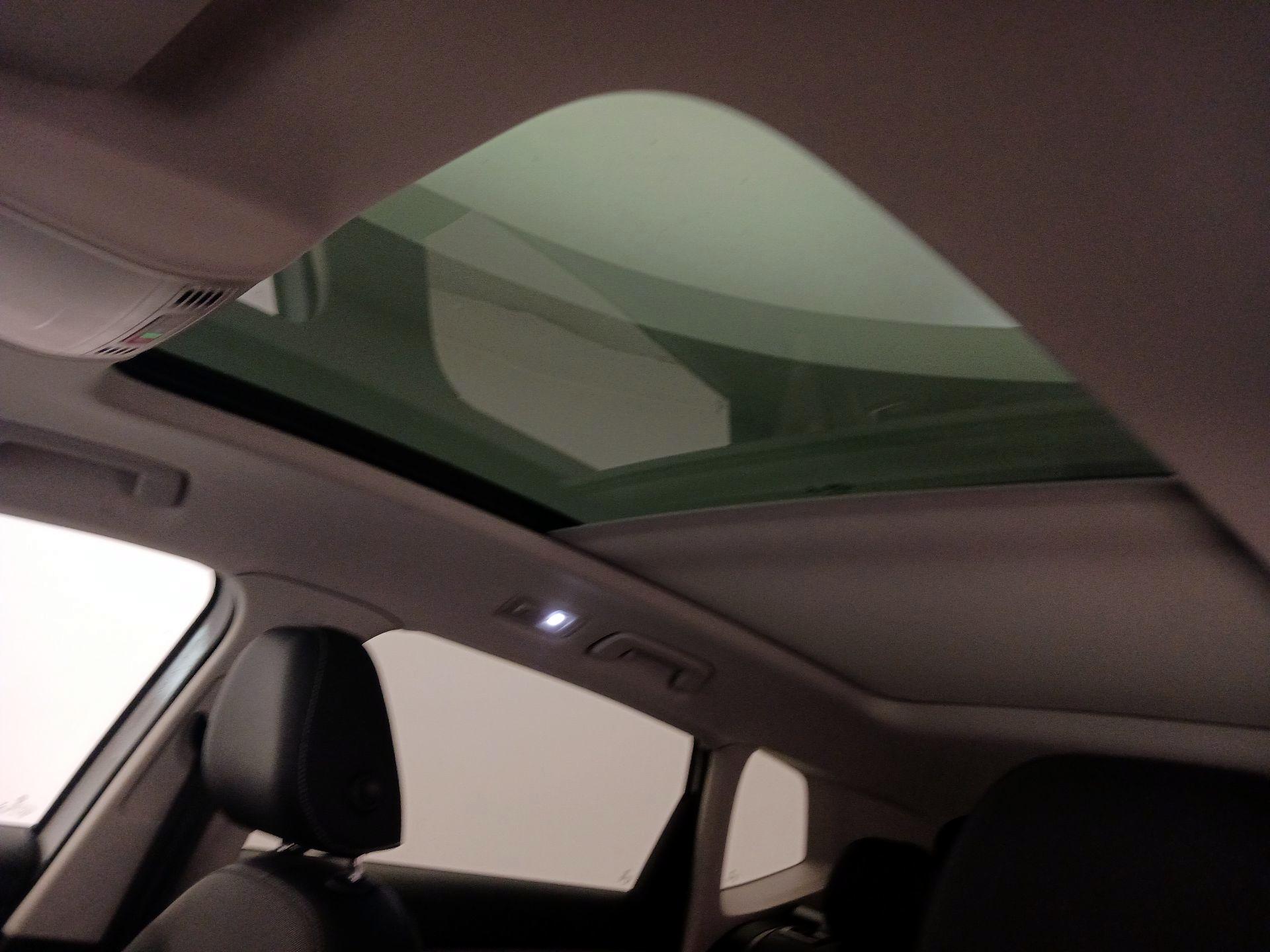 Thumbnail: 2022 Volkswagen Taos - 19