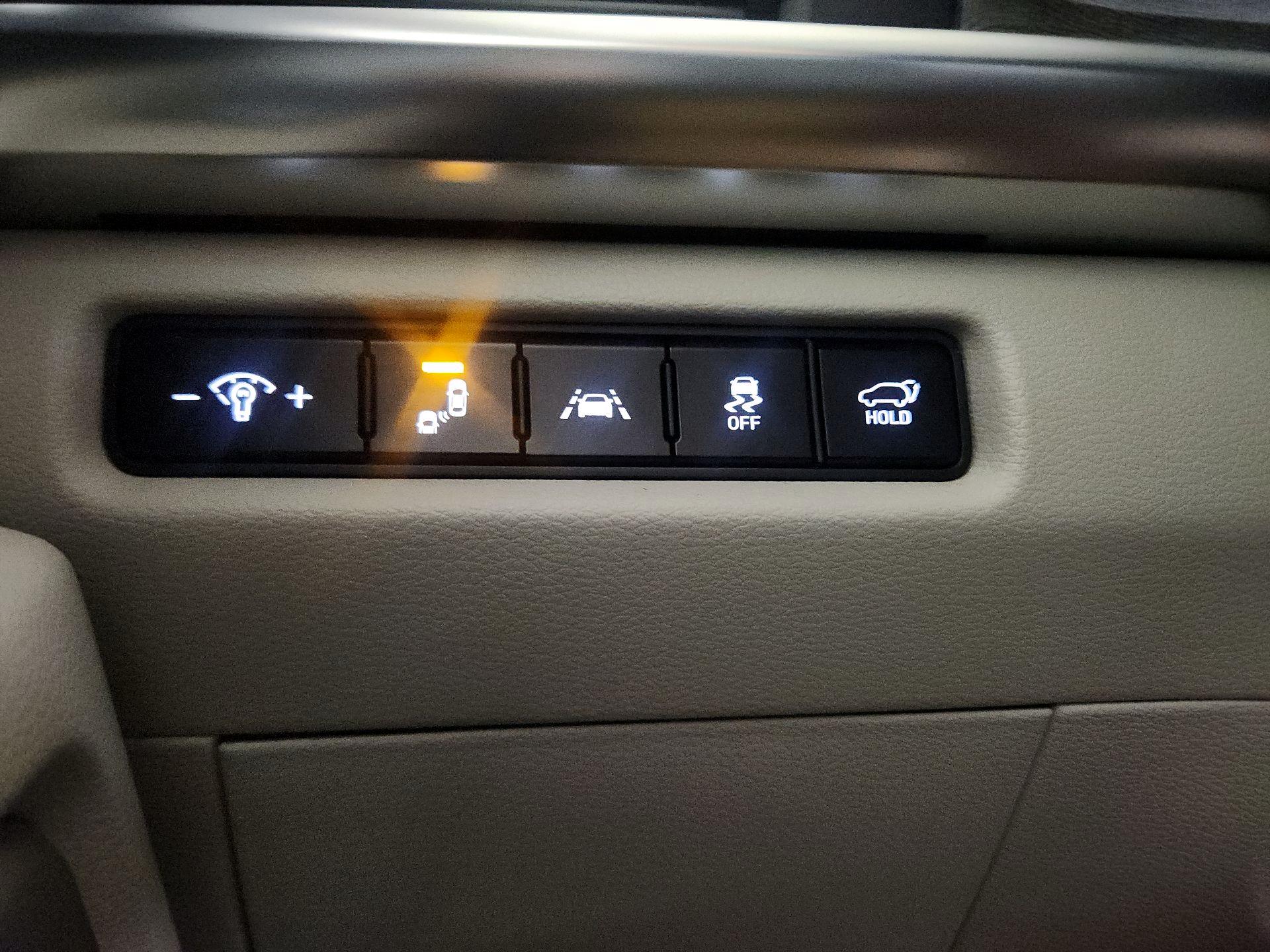 Thumbnail: 2021 Kia Telluride - 13