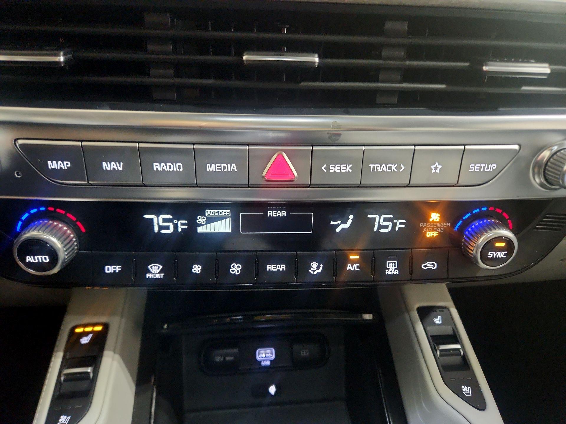 Thumbnail: 2021 Kia Telluride - 17