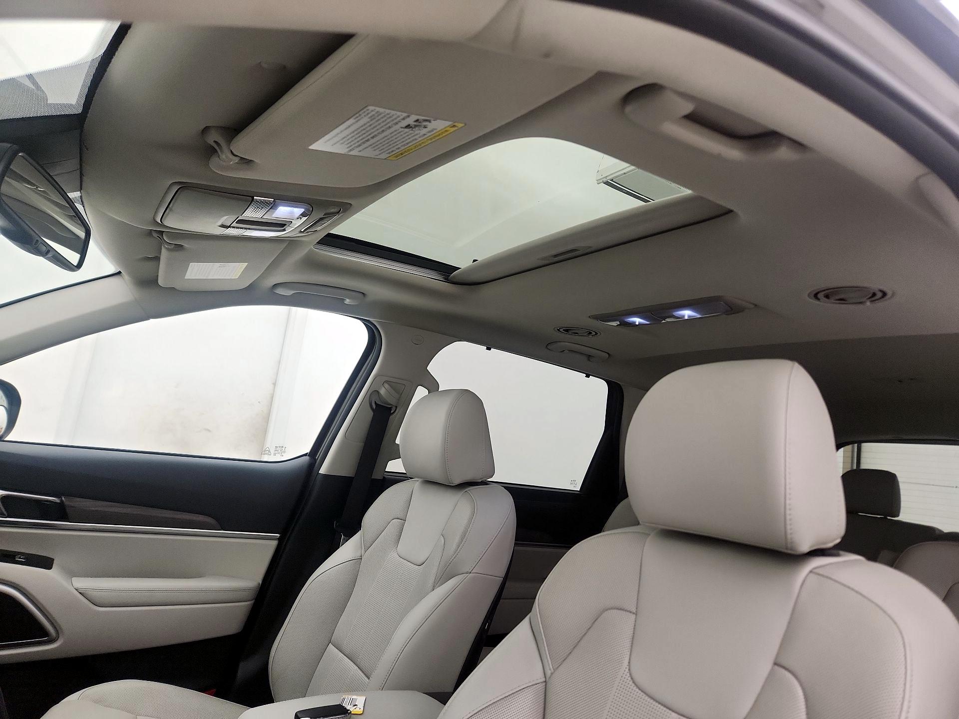 Thumbnail: 2021 Kia Telluride - 20