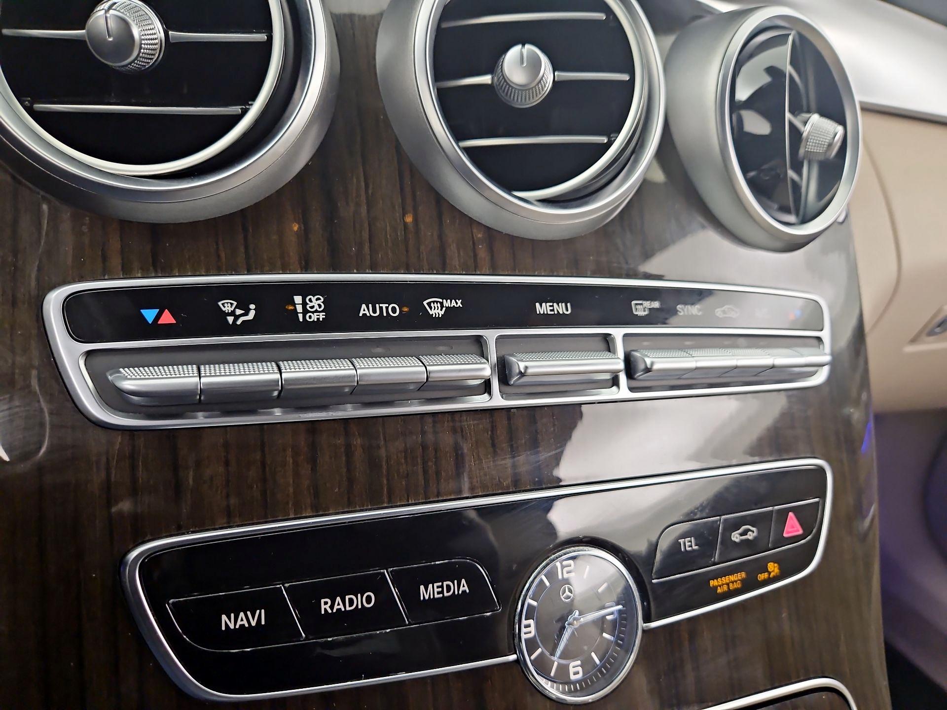 Thumbnail: 2020 Mercedes-Benz C-Class - 16