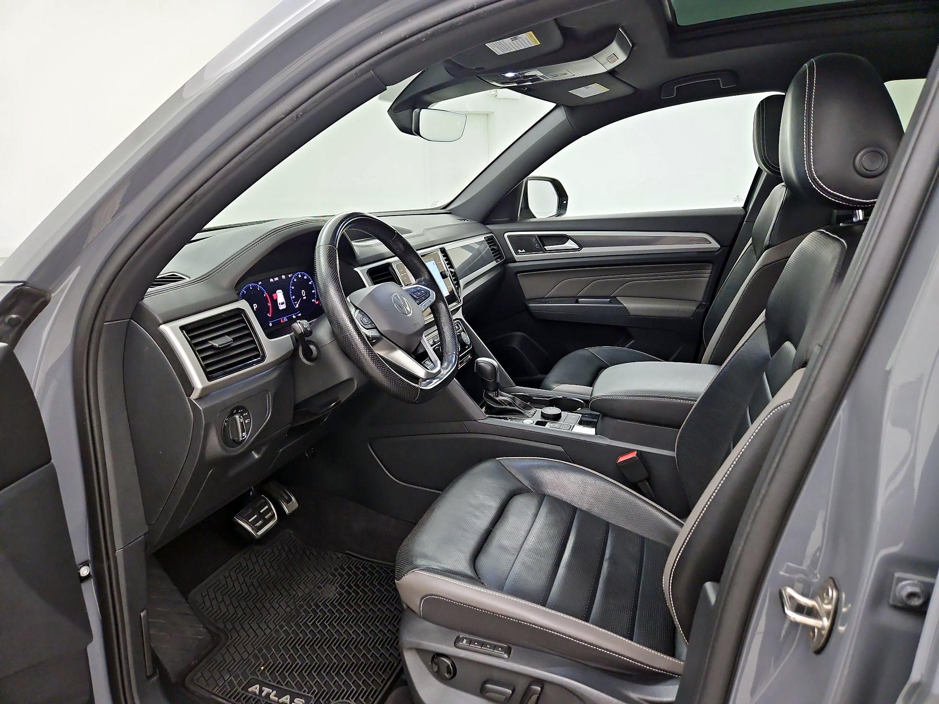 Thumbnail: 2021 Volkswagen Atlas - 11