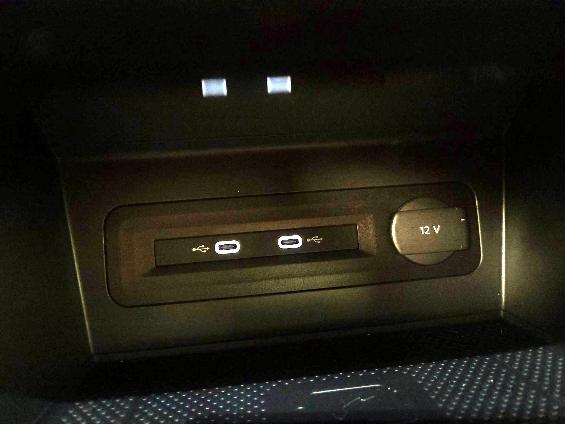 Thumbnail: 2021 Volkswagen Atlas - 19