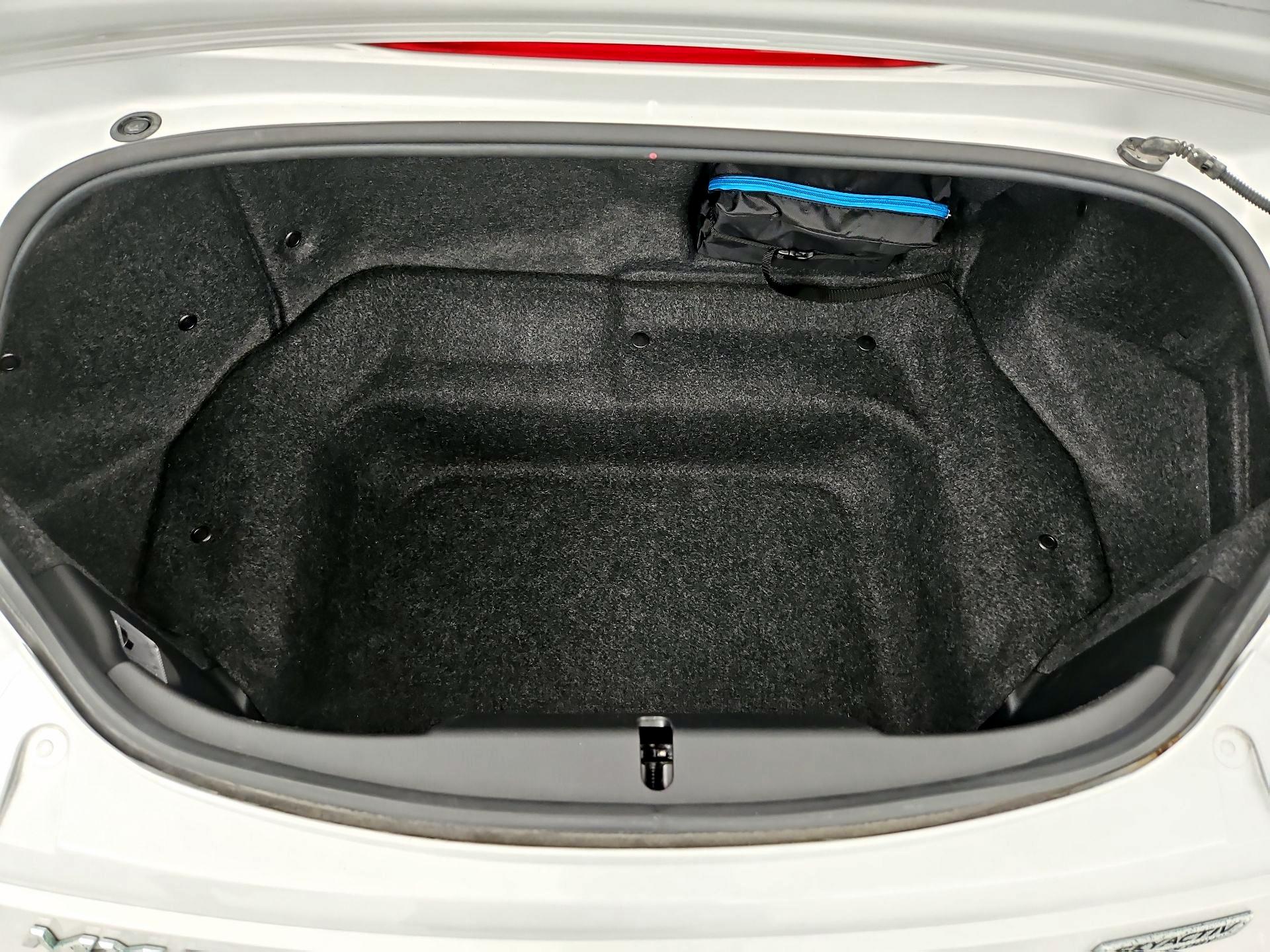 Thumbnail: 2018 Mazda MX-5 Miata - 19