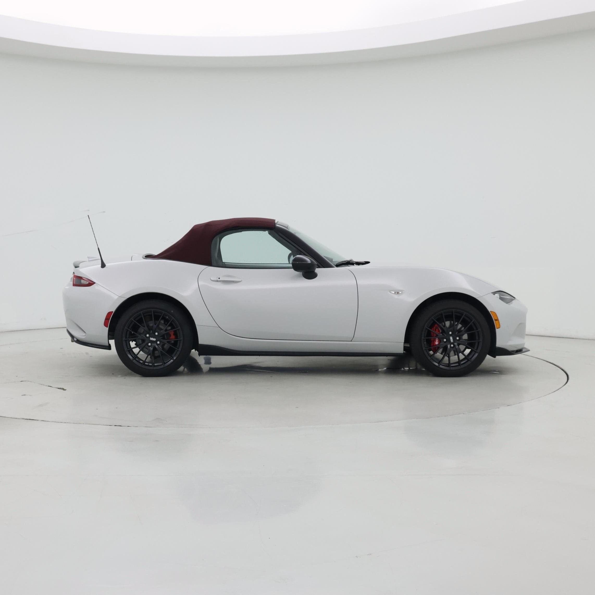 Thumbnail: 2018 Mazda MX-5 Miata - 7