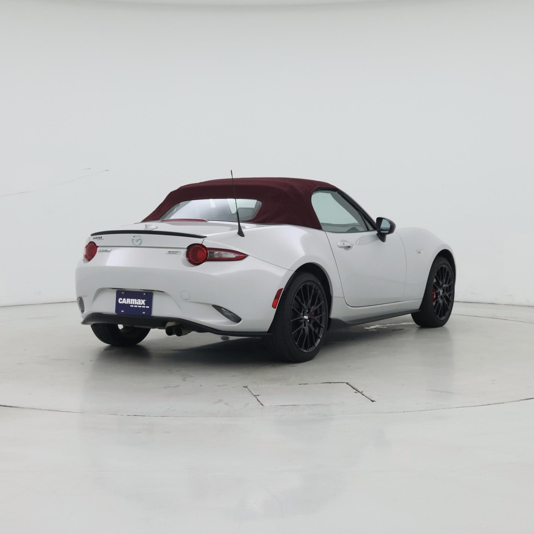 Thumbnail: 2018 Mazda MX-5 Miata - 8