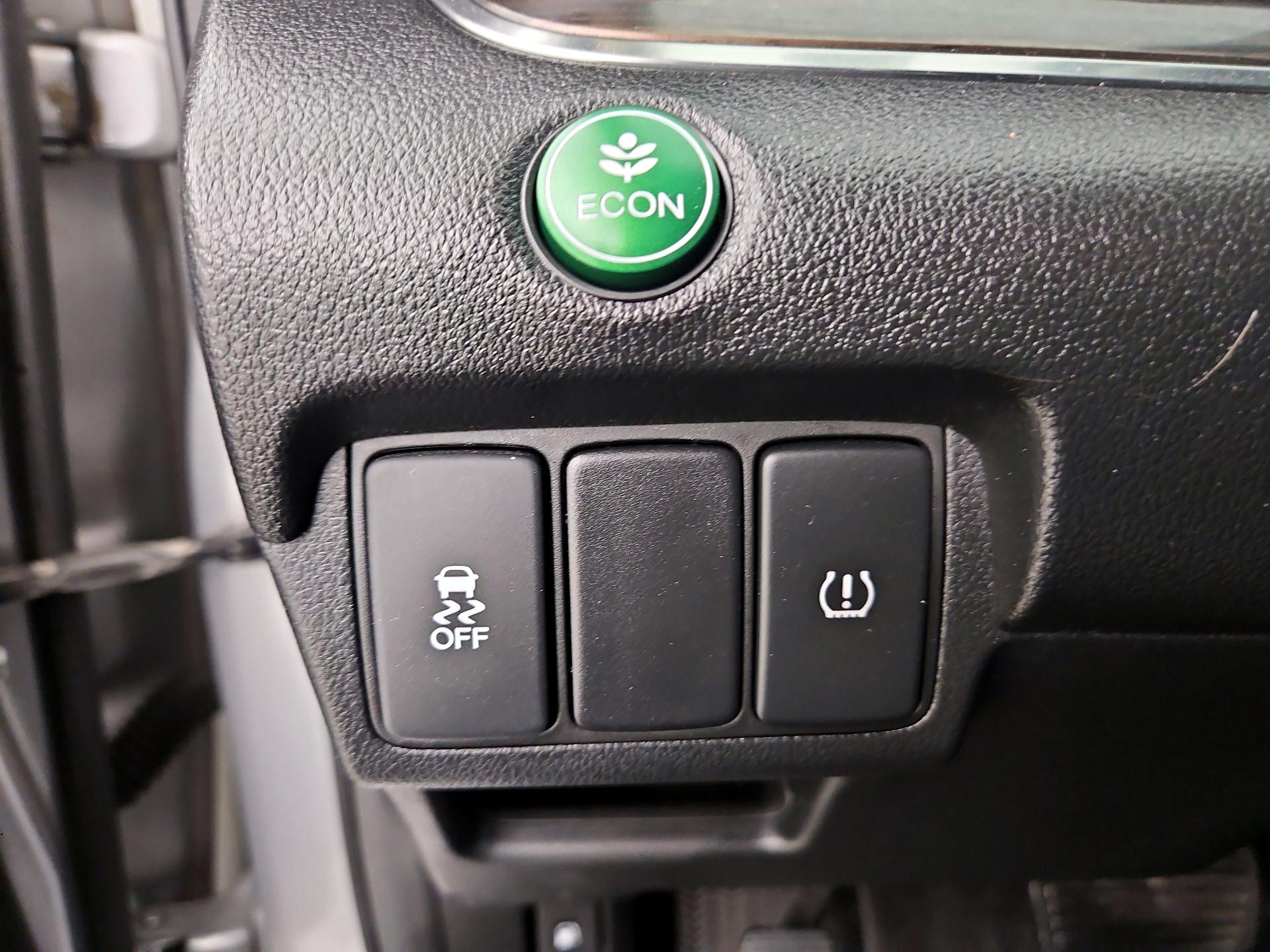 Thumbnail: 2016 Honda CR-V - 13